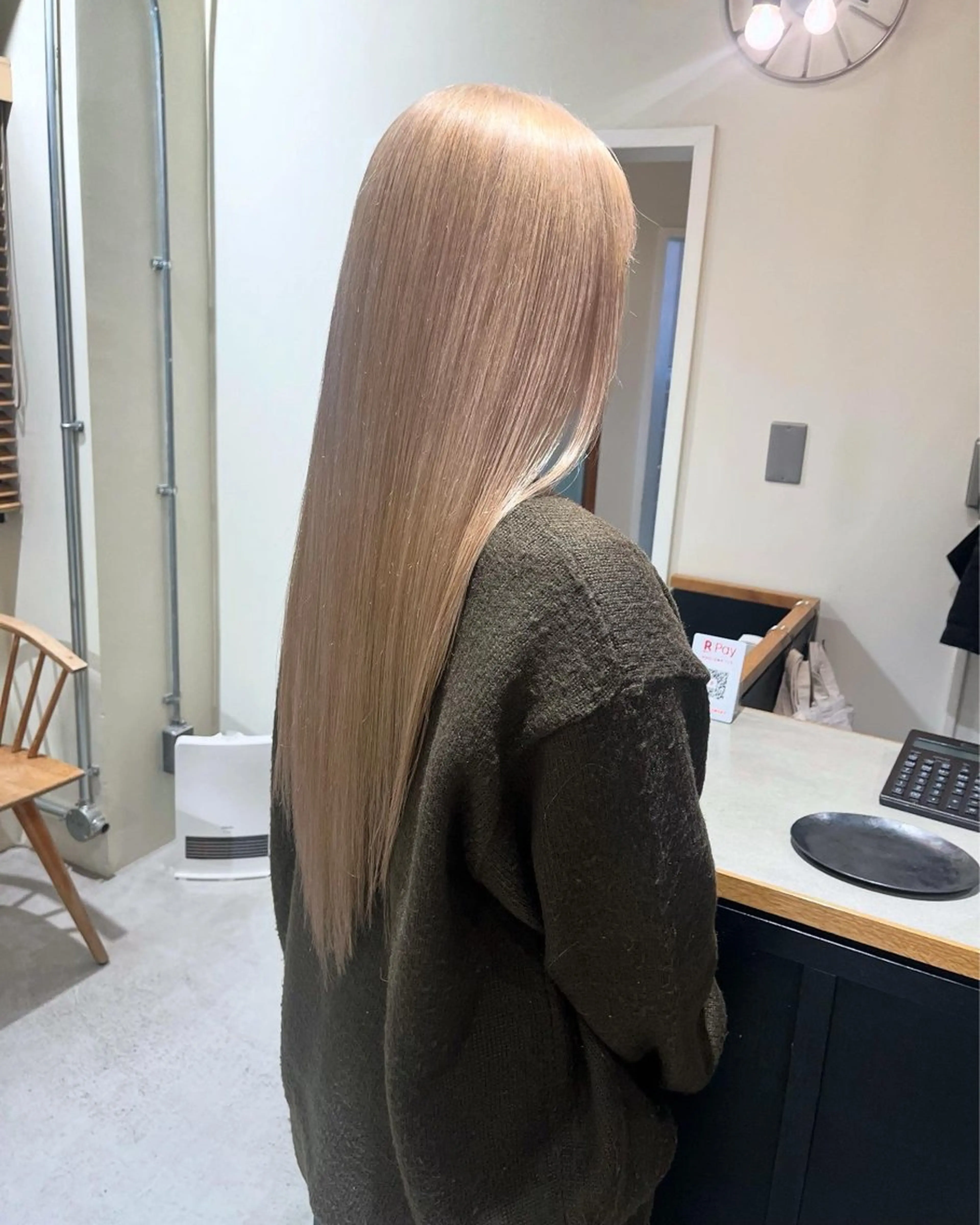 ロング カラー ヘアカラー 🦮shiori アイドルオタク🦮のヘアスタイル