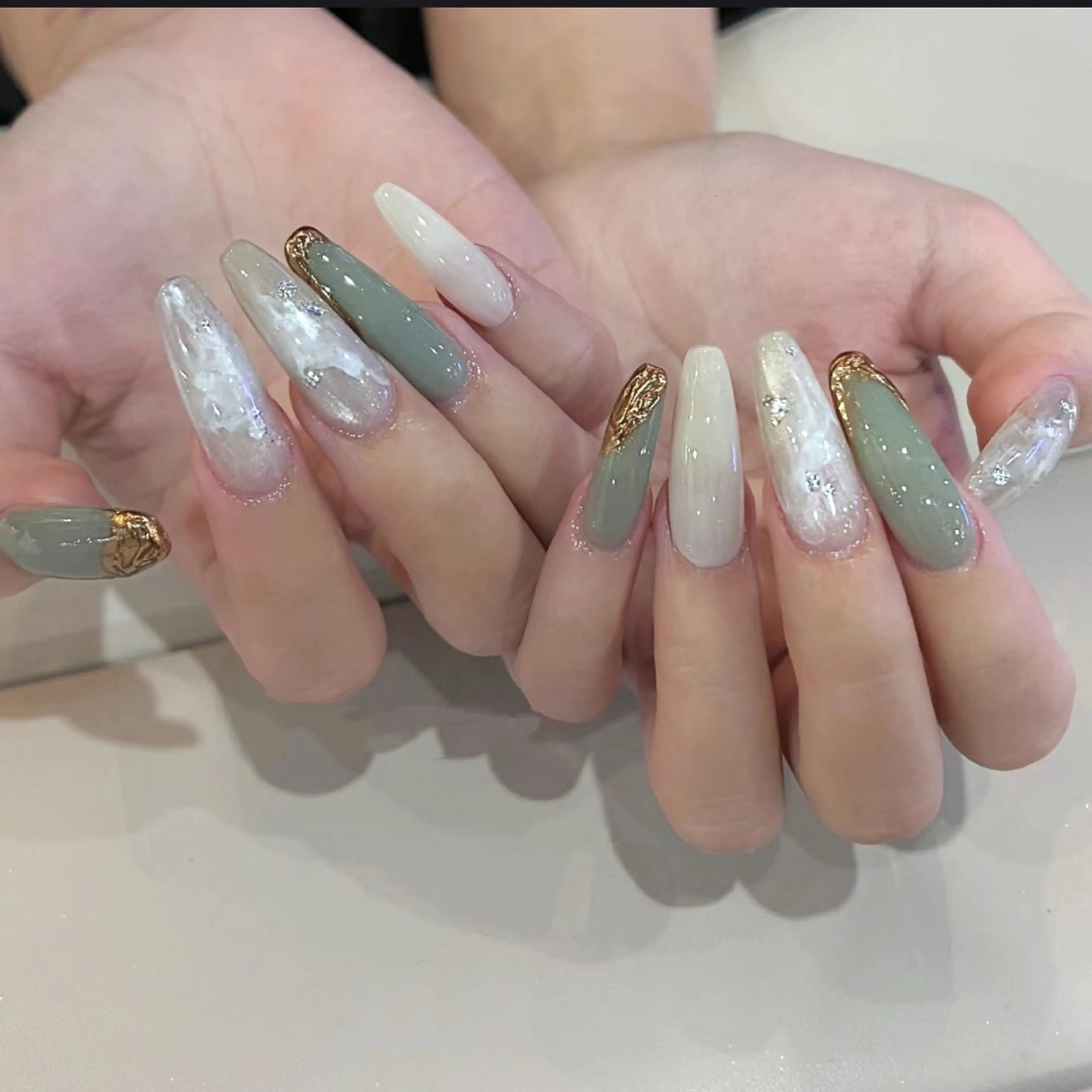 ネイル ハンドネイル ハンドケア 🍑 momo_nailのネイルデザイン