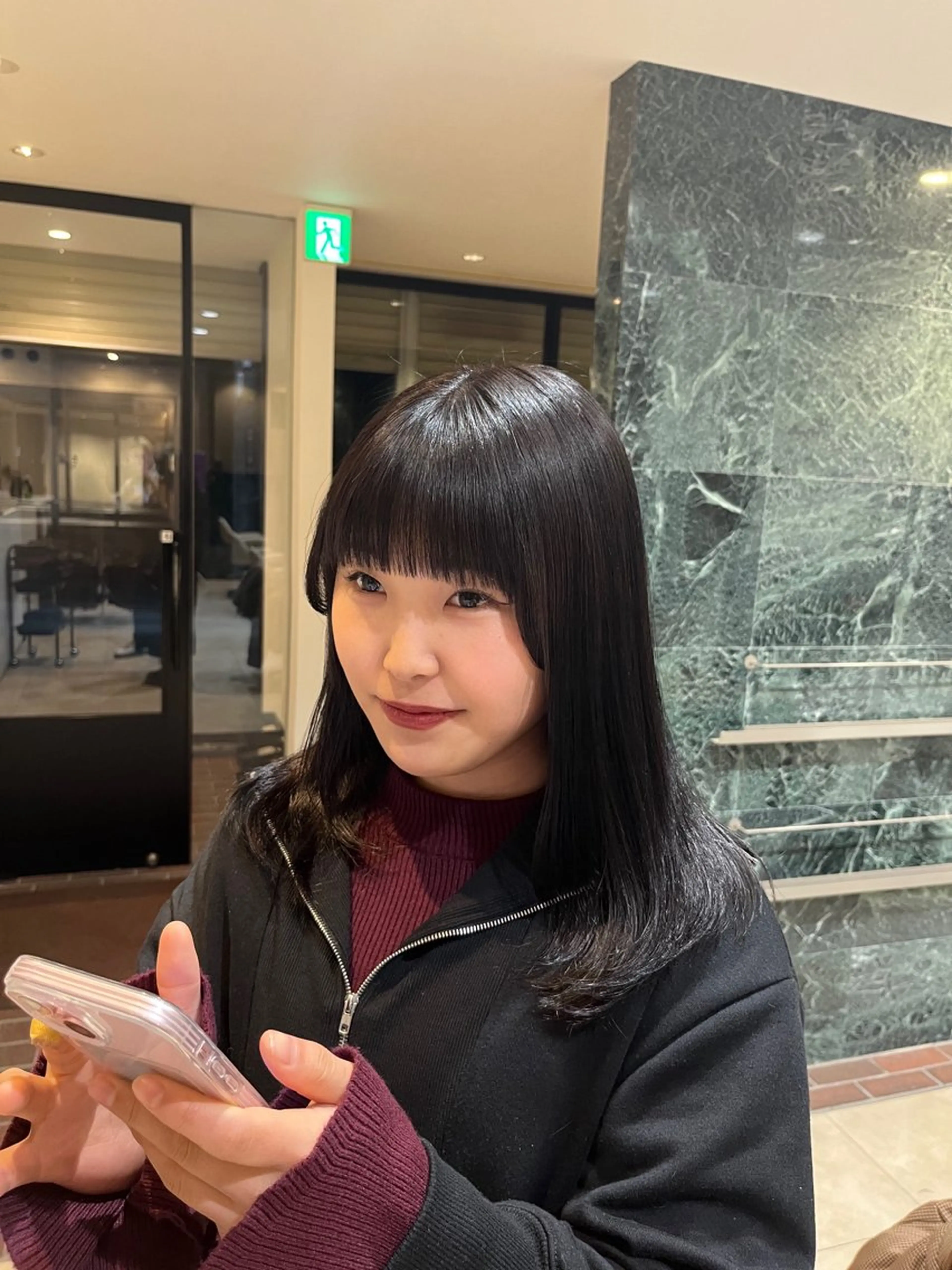 ミディアム カラー ブラウンカラー ラベンダーカラー ラベンダーブラウン ワイドバング 髪の修復専門サロン　hair place VIVE所属・KOTA / ハイトーン/髪質改善のヘアスタイル