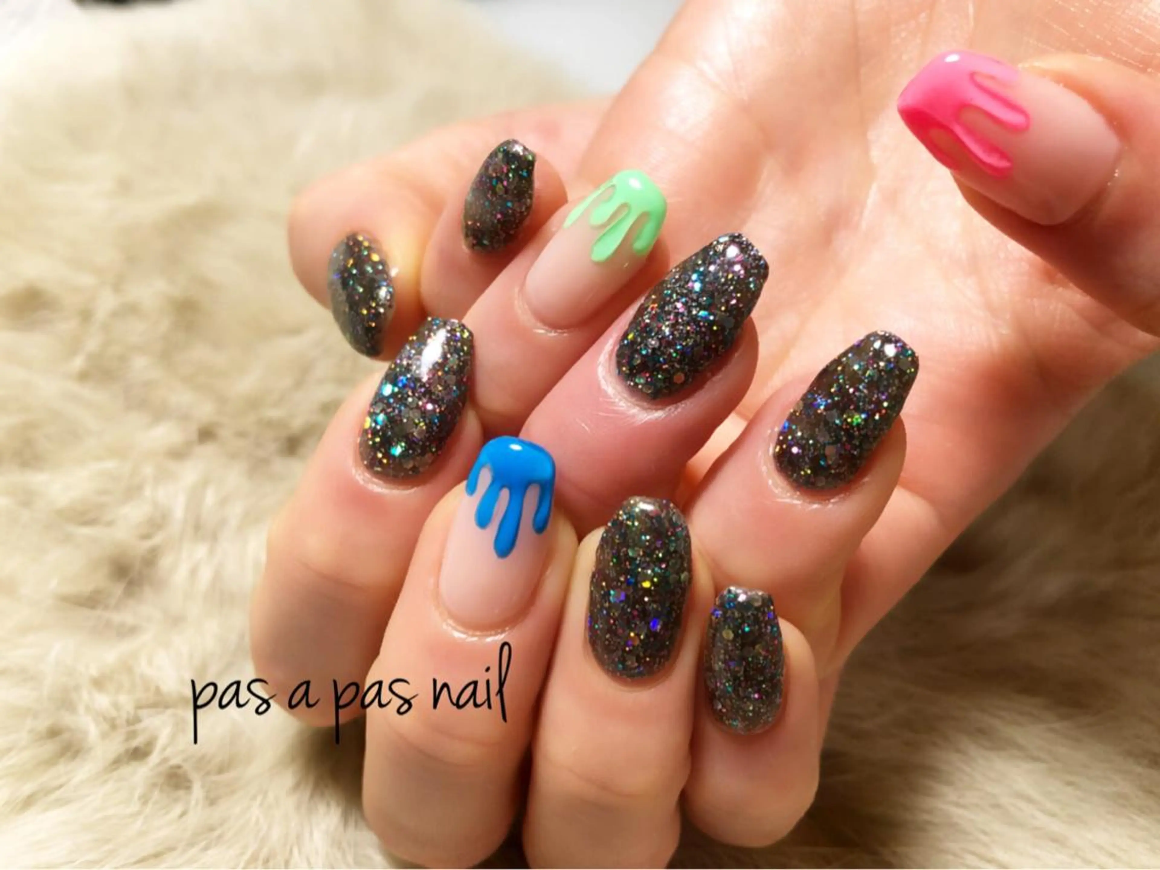 ネイル Yakko pas á pasのネイルデザイン