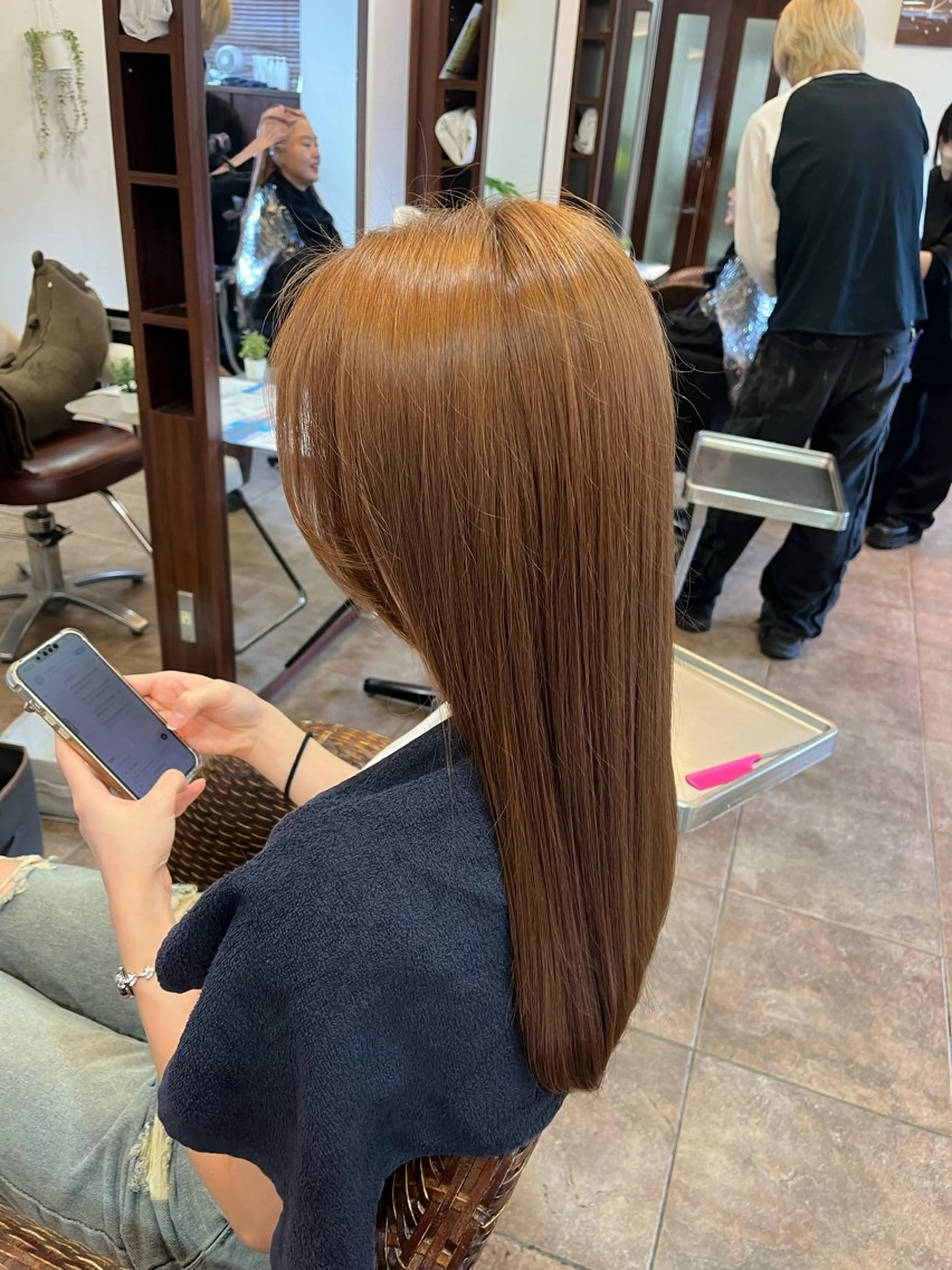 ロング カラー ブリーチ ブリーチなしカラー 中野/ めぐのマツエク・マツパデザイン