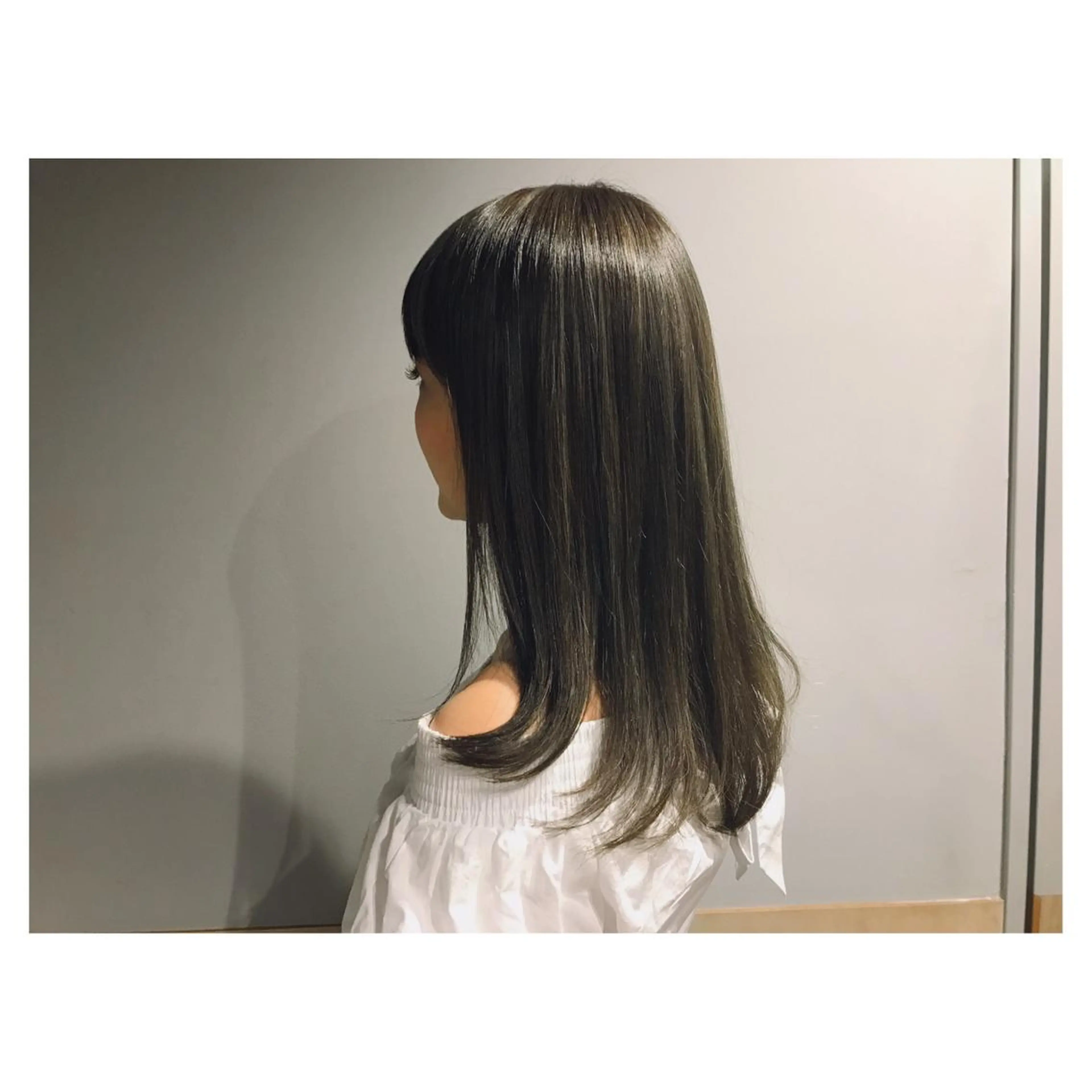 セミロング カラー ブラウンカラー オリーブブラウン 【美髪とカット】 AKIFUMIのヘアスタイル