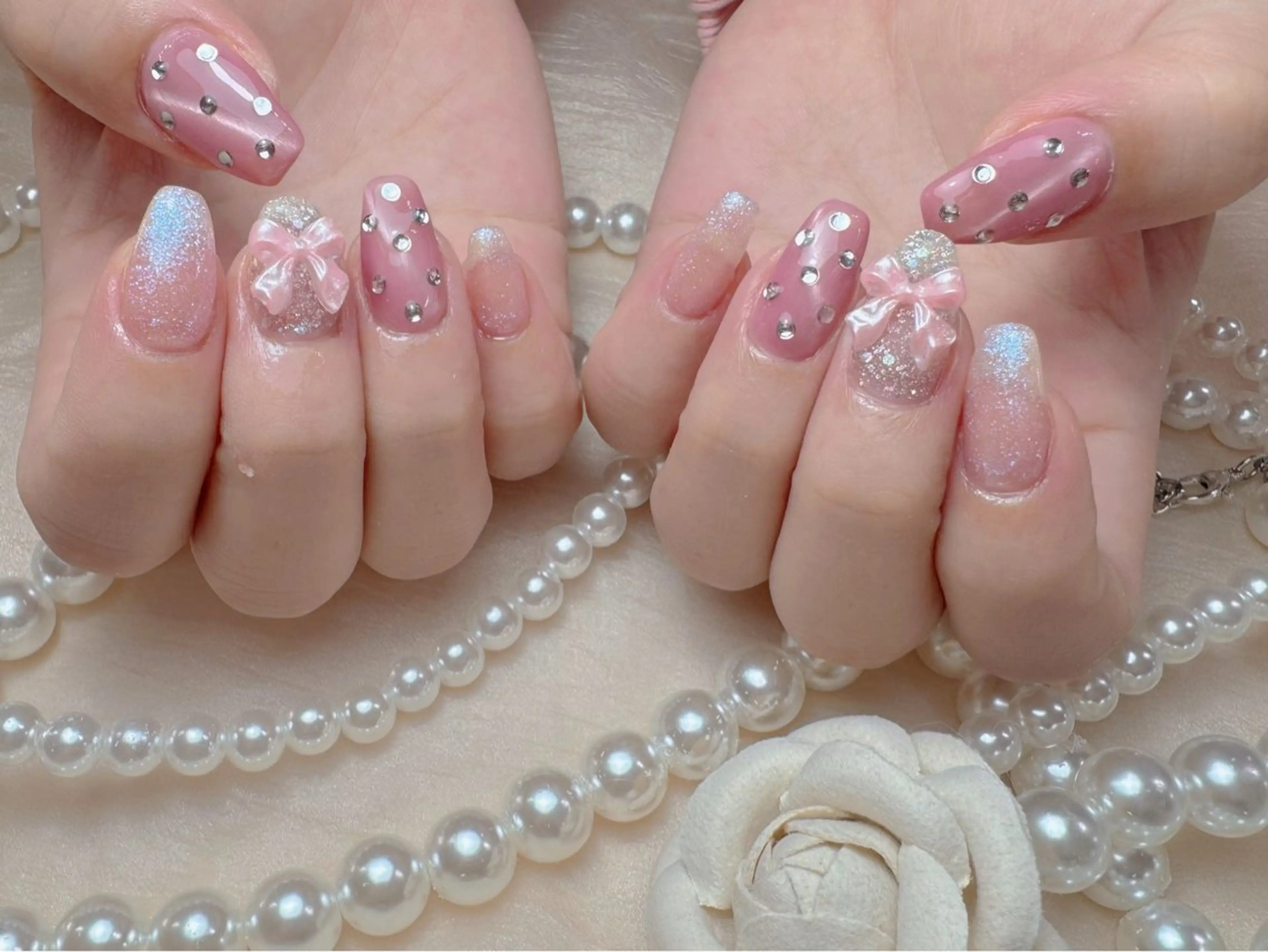 ネイル ハンドネイル マジックミラー所属・マジック ミラーのネイルデザイン