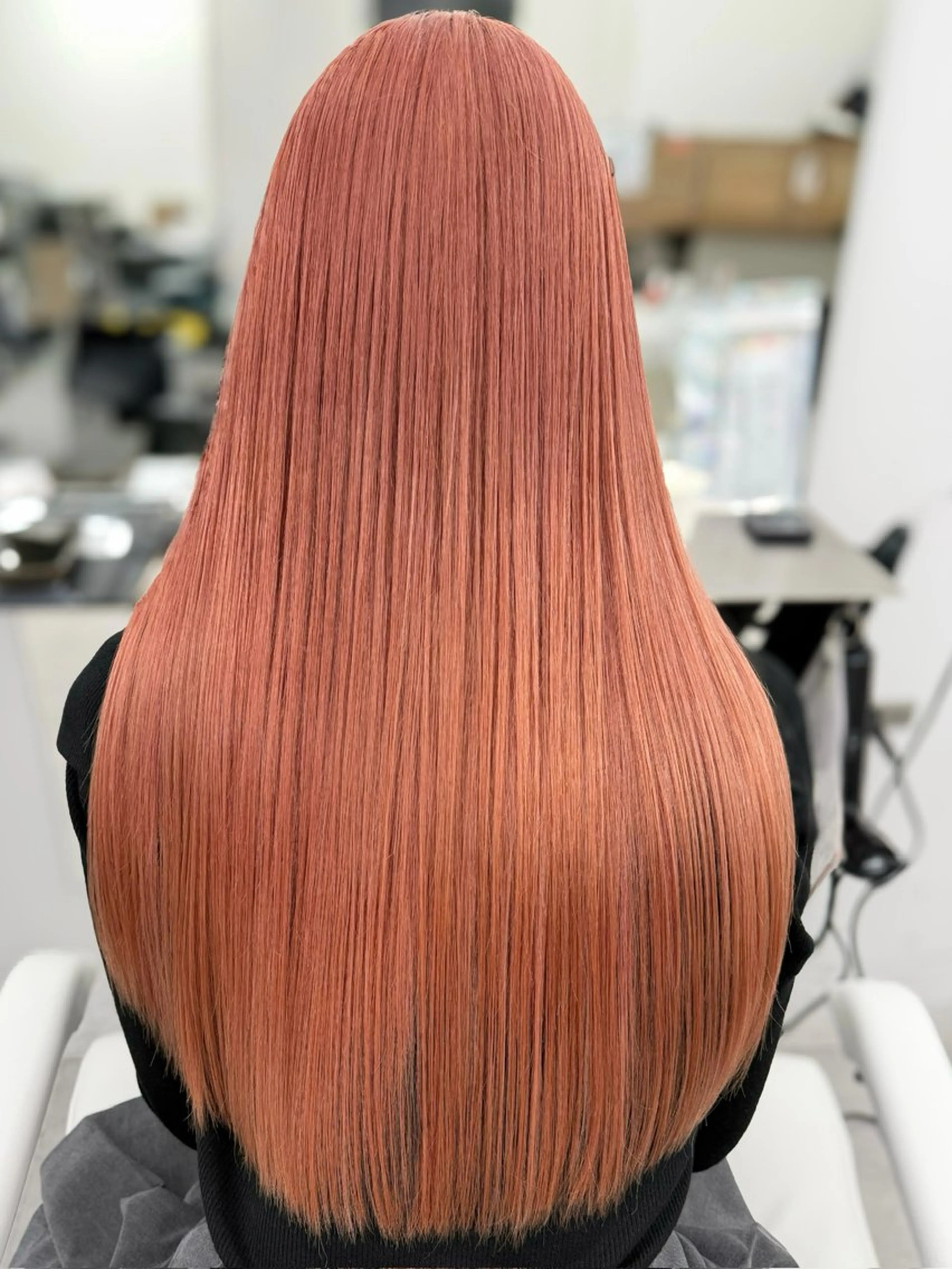 ロング カラー ヘアカラー トリートメント 顔まわりの神様✨ 透明感カラー藤嶋秀幸のヘアスタイル