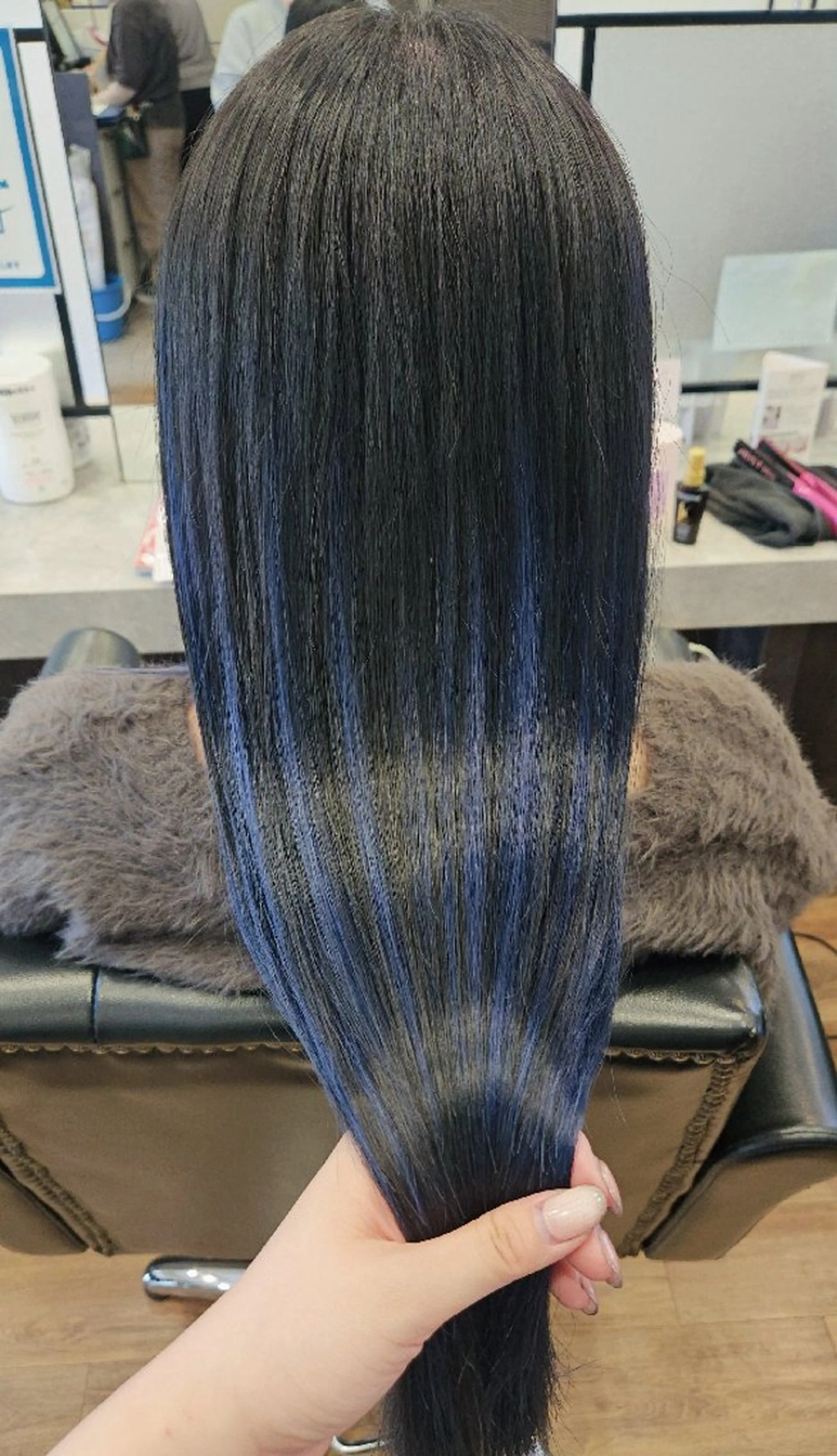 ロング カラー ヘアカラー 関口 友菜のヘアスタイル