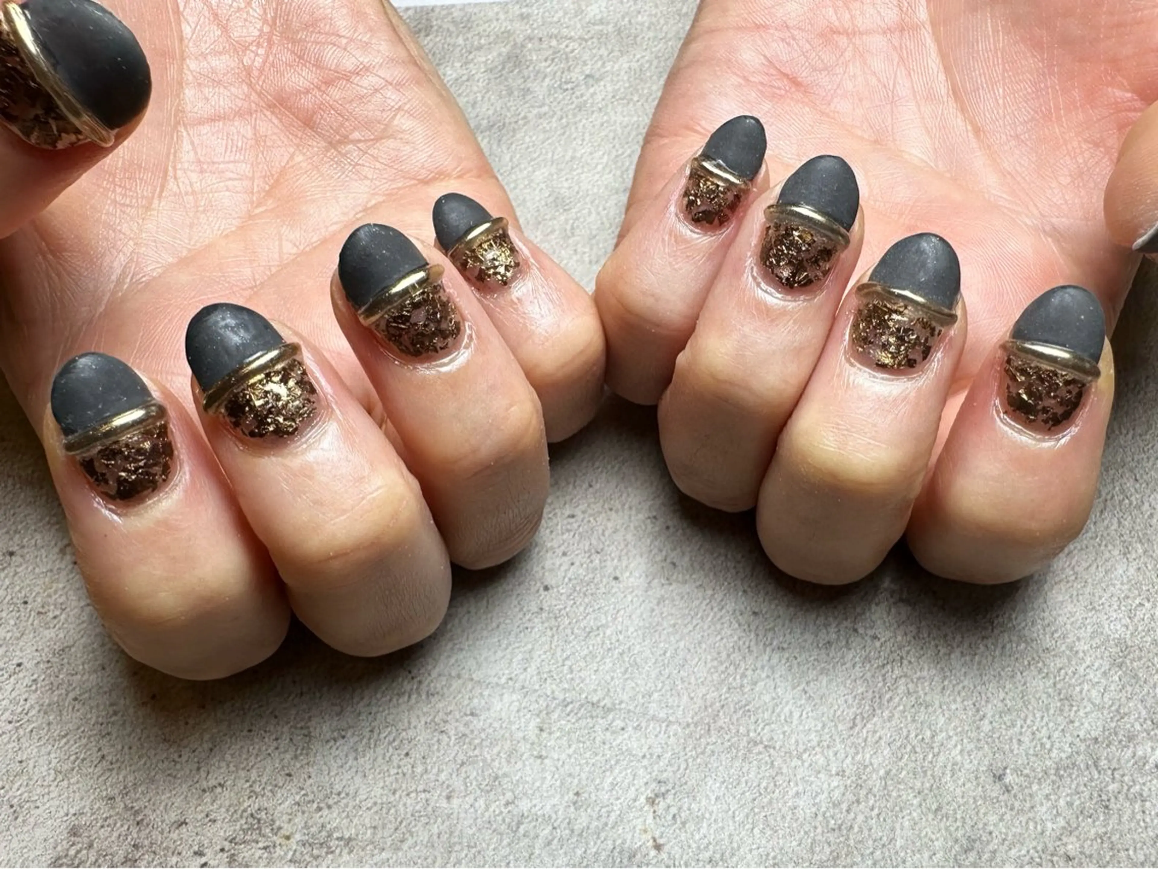 ネイル マットネイル シンプルネイル nailroom Anmie.のネイルデザイン