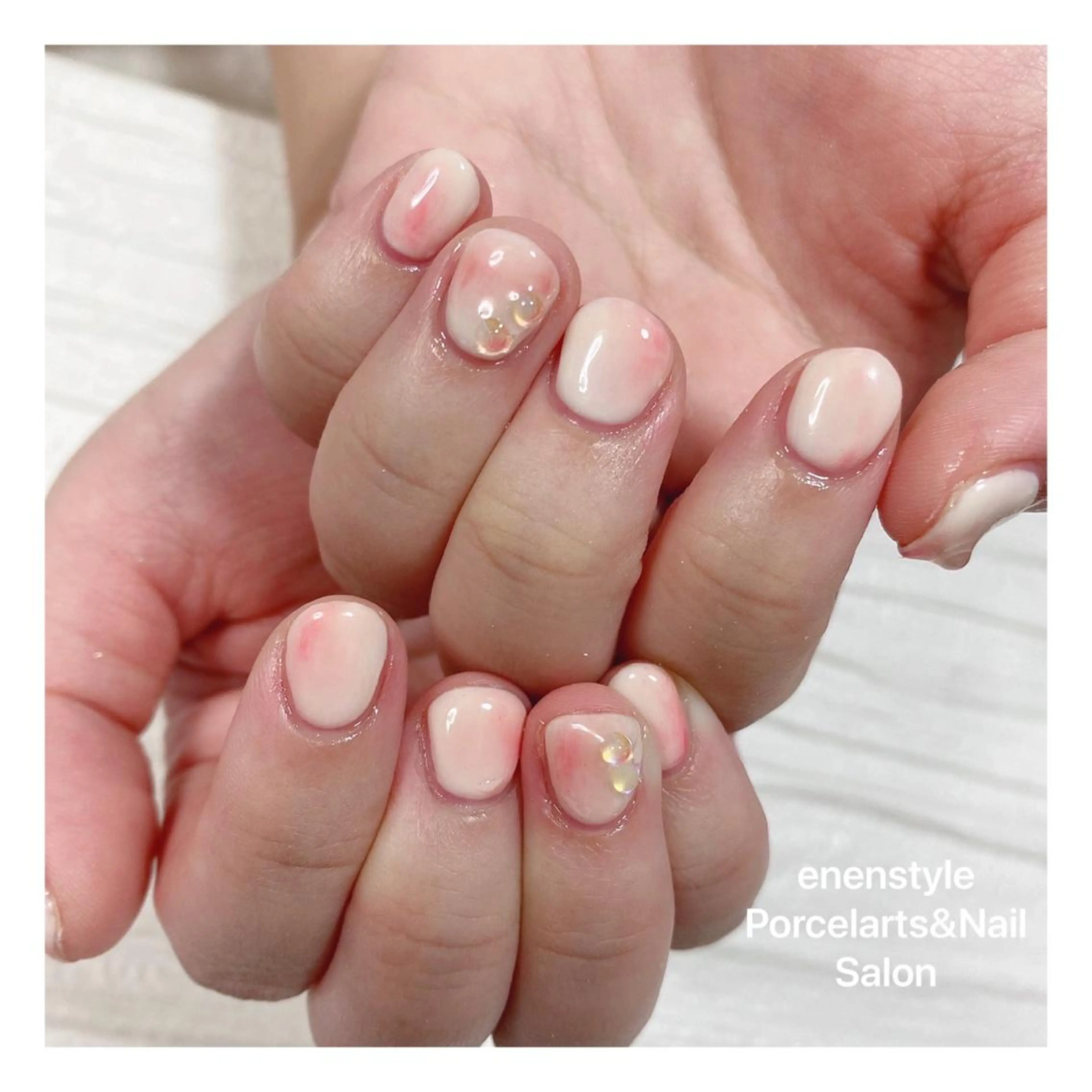 ショート ネイル ハンドネイル 👑enen style👑のネイルデザイン