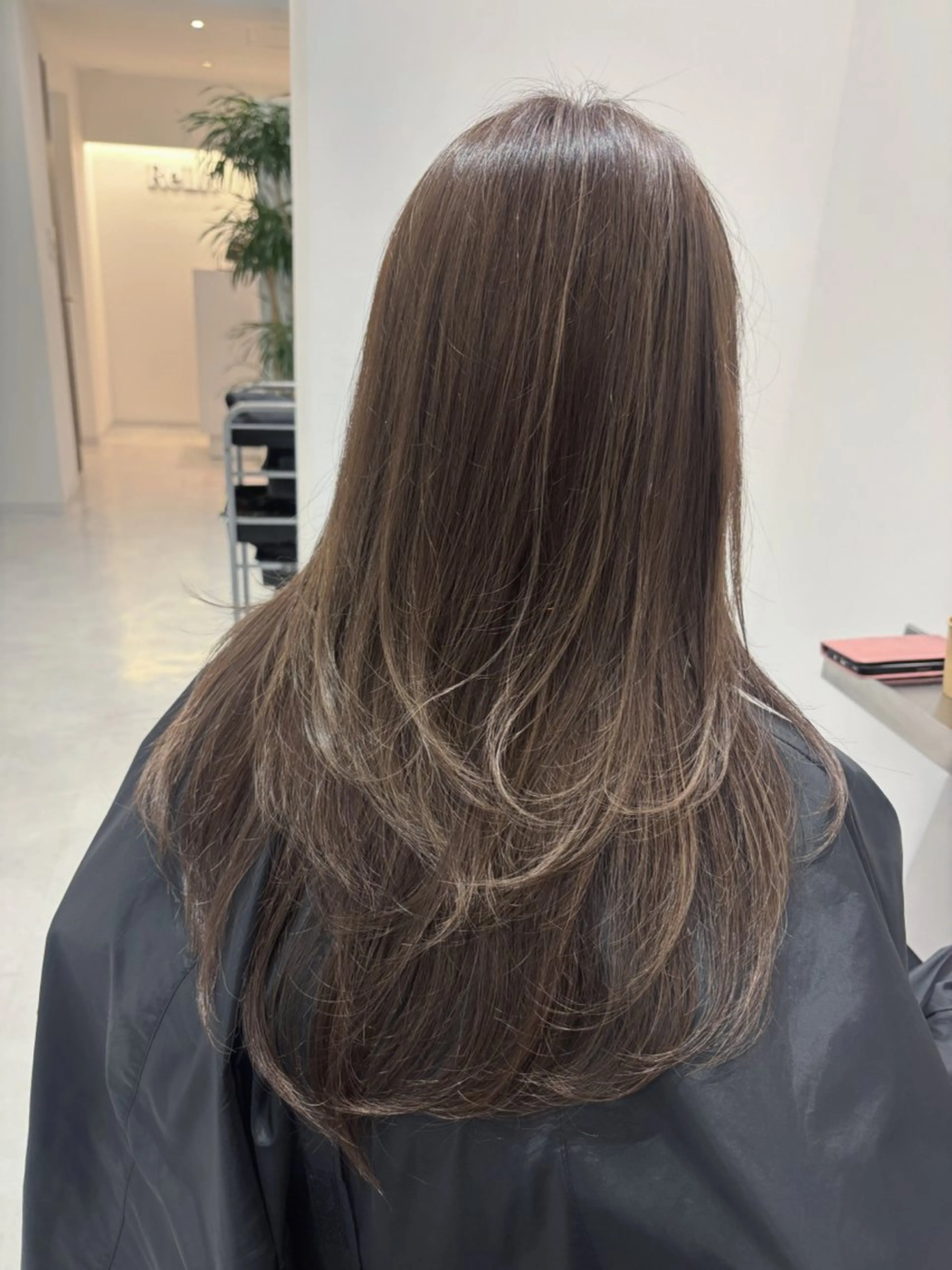 ロング カラー ベージュカラー ブリーチ ブラウンカラー ケアブリーチ カシス ヘアカラー レイヤー/ボブモデル 募集中🕊️正源のヘアスタイル