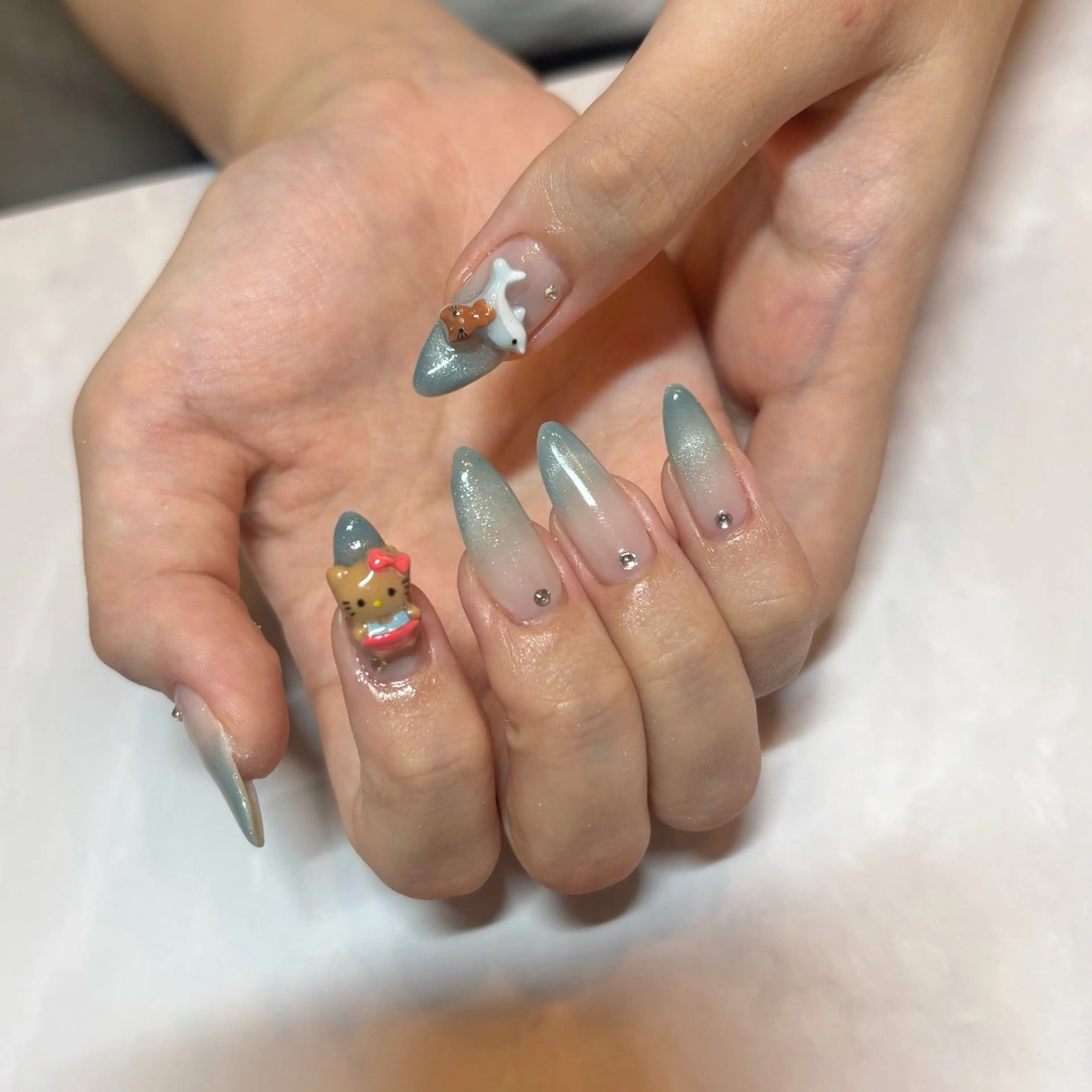 ネイル ハンドネイル ⠀ loggy.のネイルデザイン