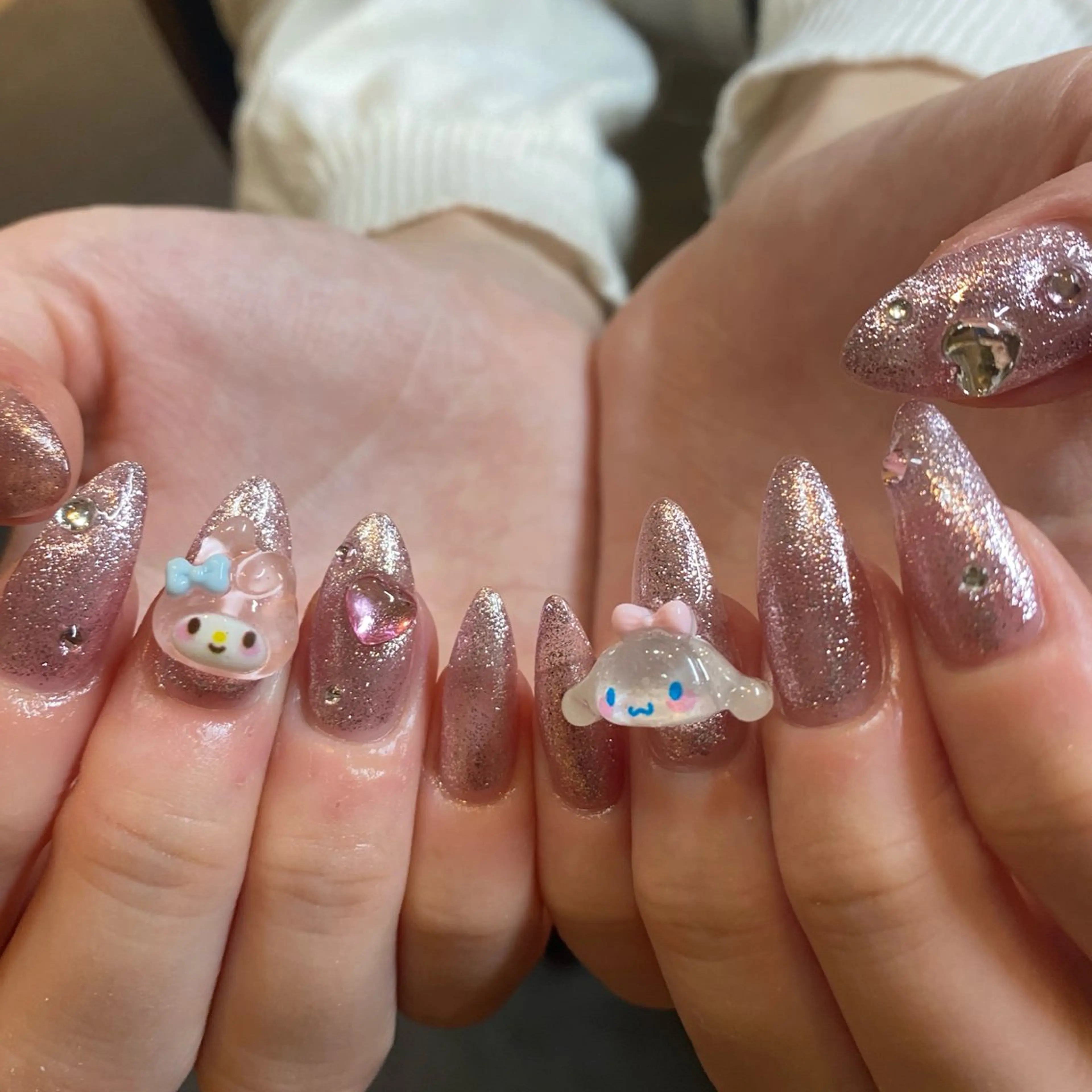 ネイル ハンドネイル ハンドケア 🎀NAIL🎀 AI🪄︎︎◝✩のネイルデザイン