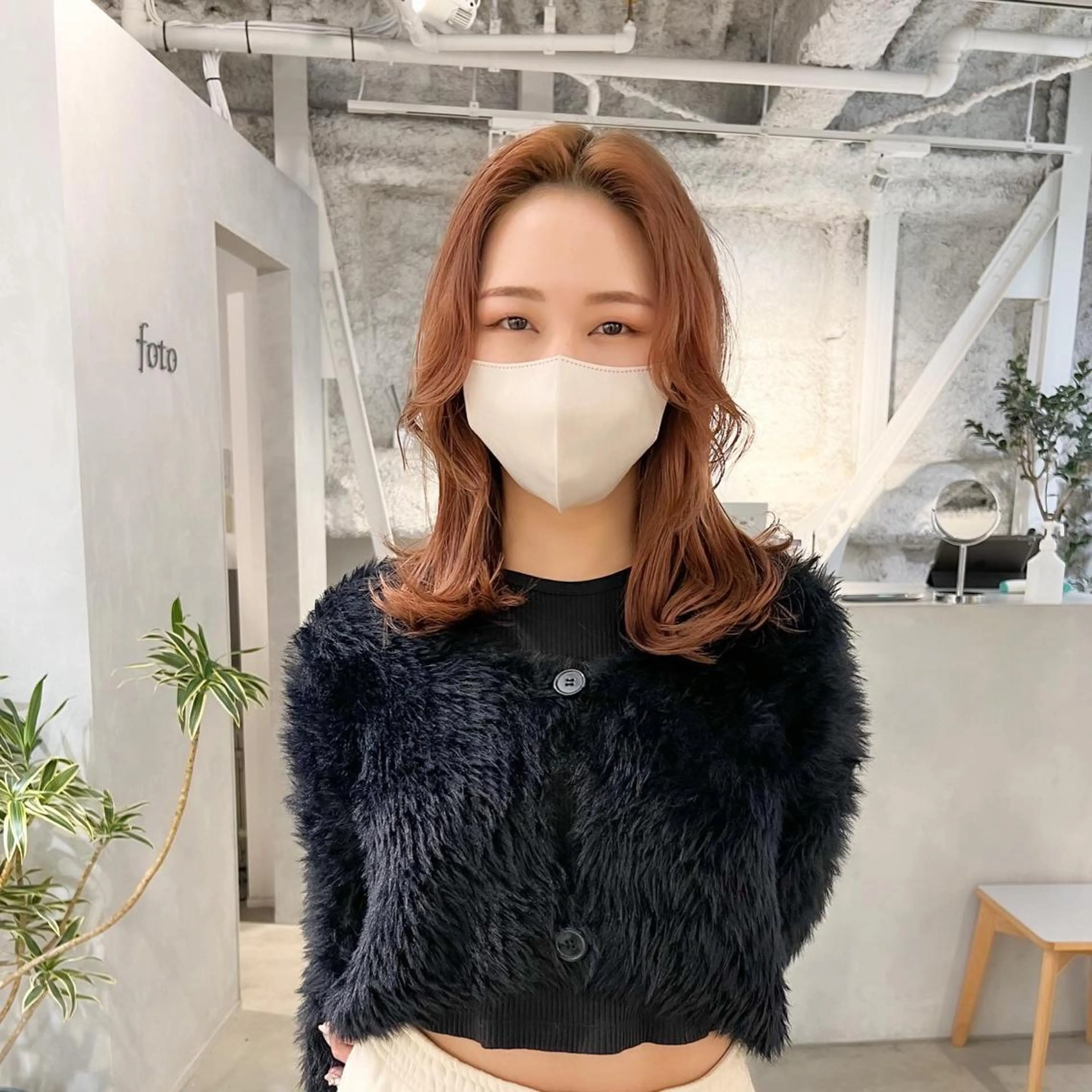 セミロング カラー パーマ セミロングパーマ くびれヘア 韓国風ヘア カット ヘアカラー パーマ トリートメント レイヤーカットのプロ 大人ヘア宮森貴志のヘアスタイル