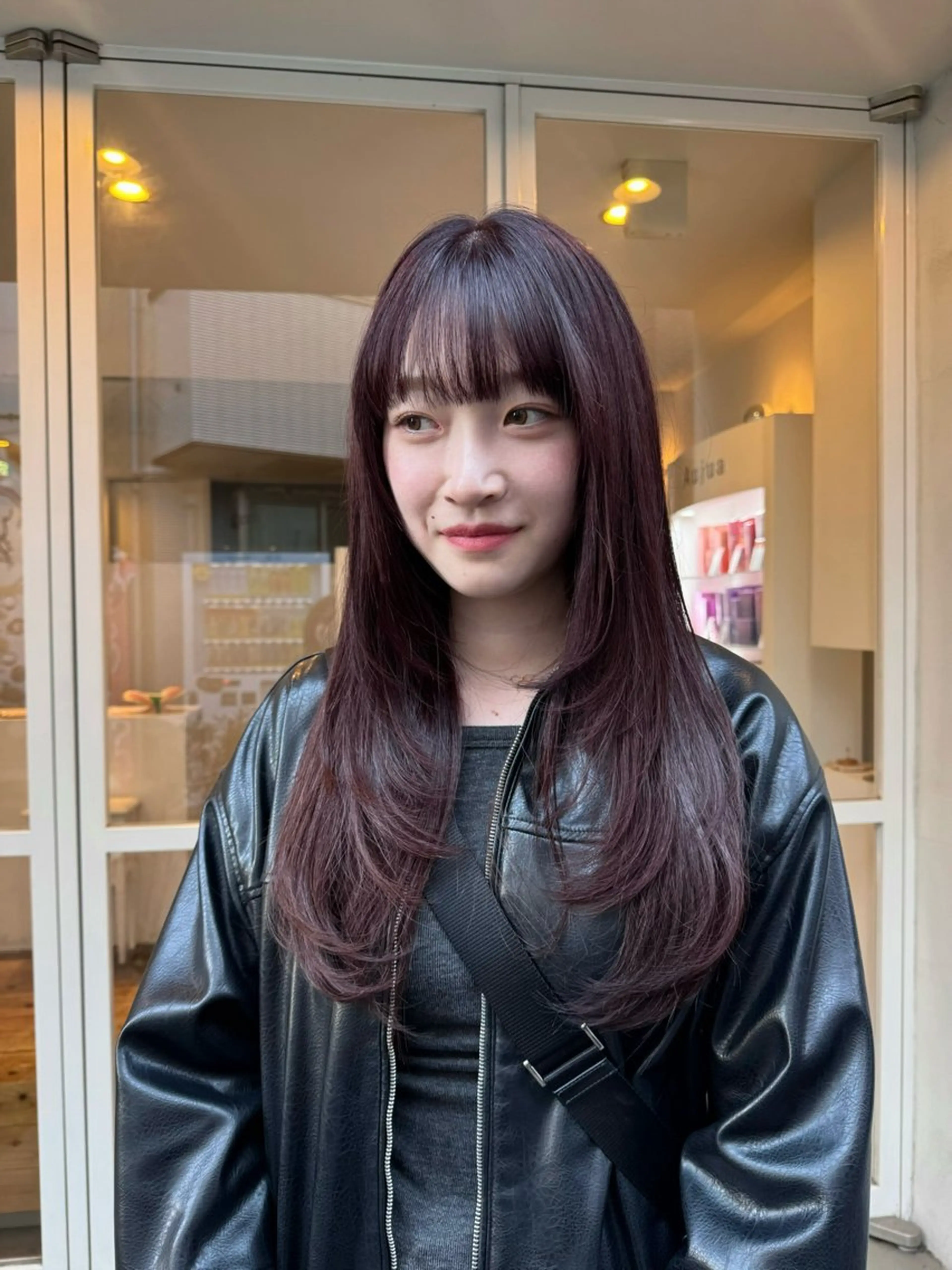 ロング カラー ブリーチ ダブルカラー インナーカラー ブリーチなしカラー ピンクカラー カット ヘアカラー トリートメント 長田 唯のヘアスタイル