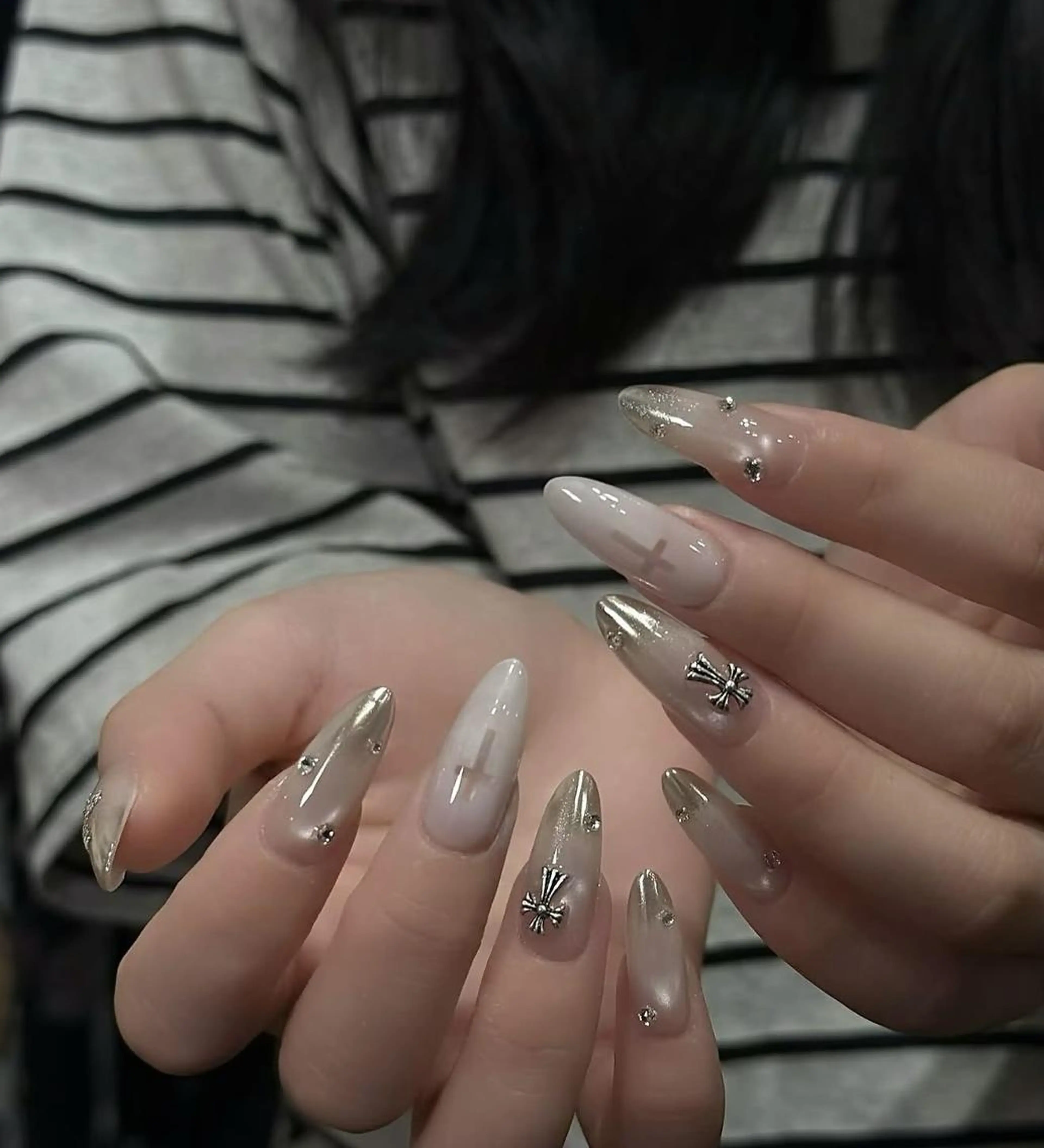 ネイル ハンドネイル Nails168 ネイルズイロハのネイルデザイン