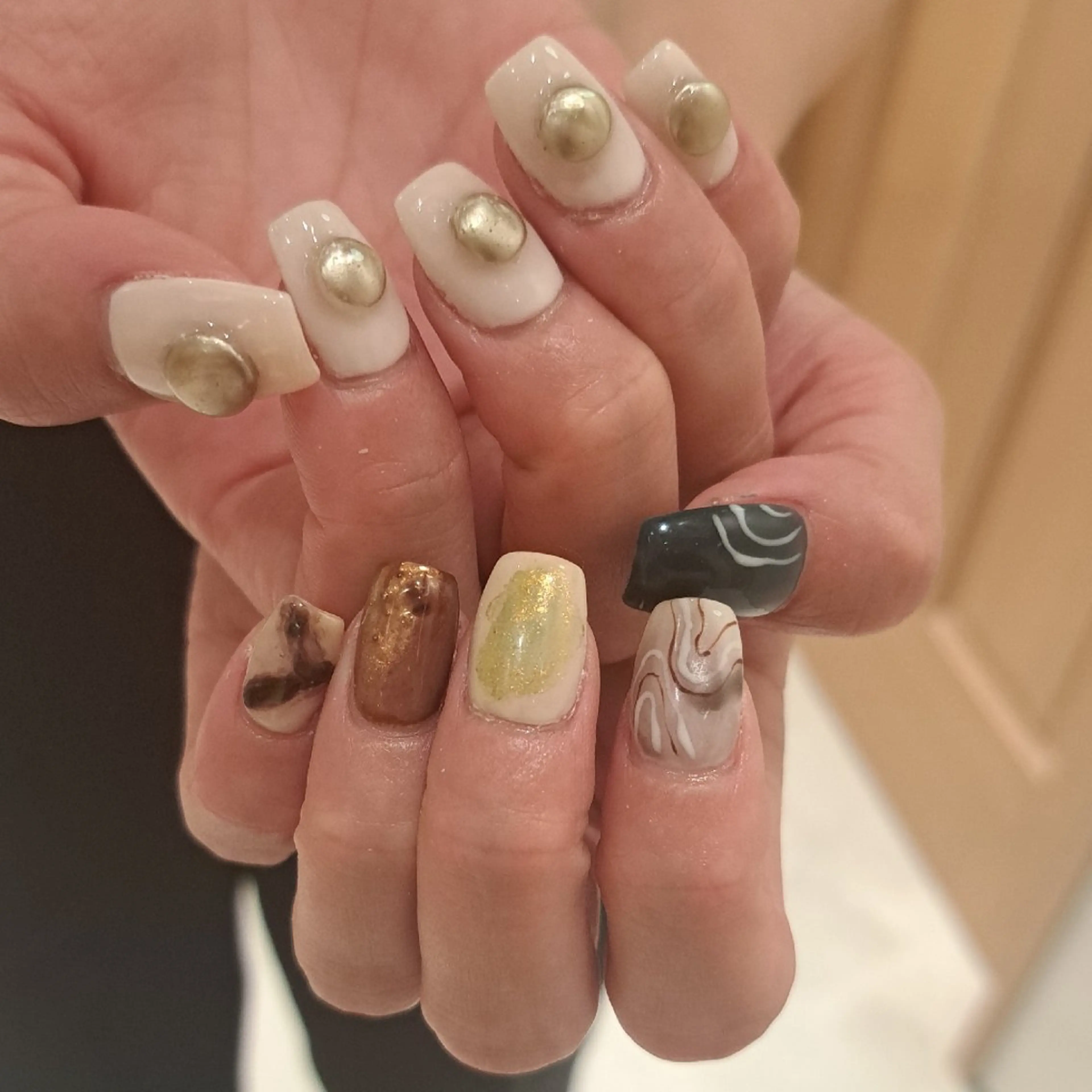 ネイル アートネイル ジェルネイル ミラーネイル 持ち込み ニュアンスネイル Nail mood /アートし放題のネイルデザイン