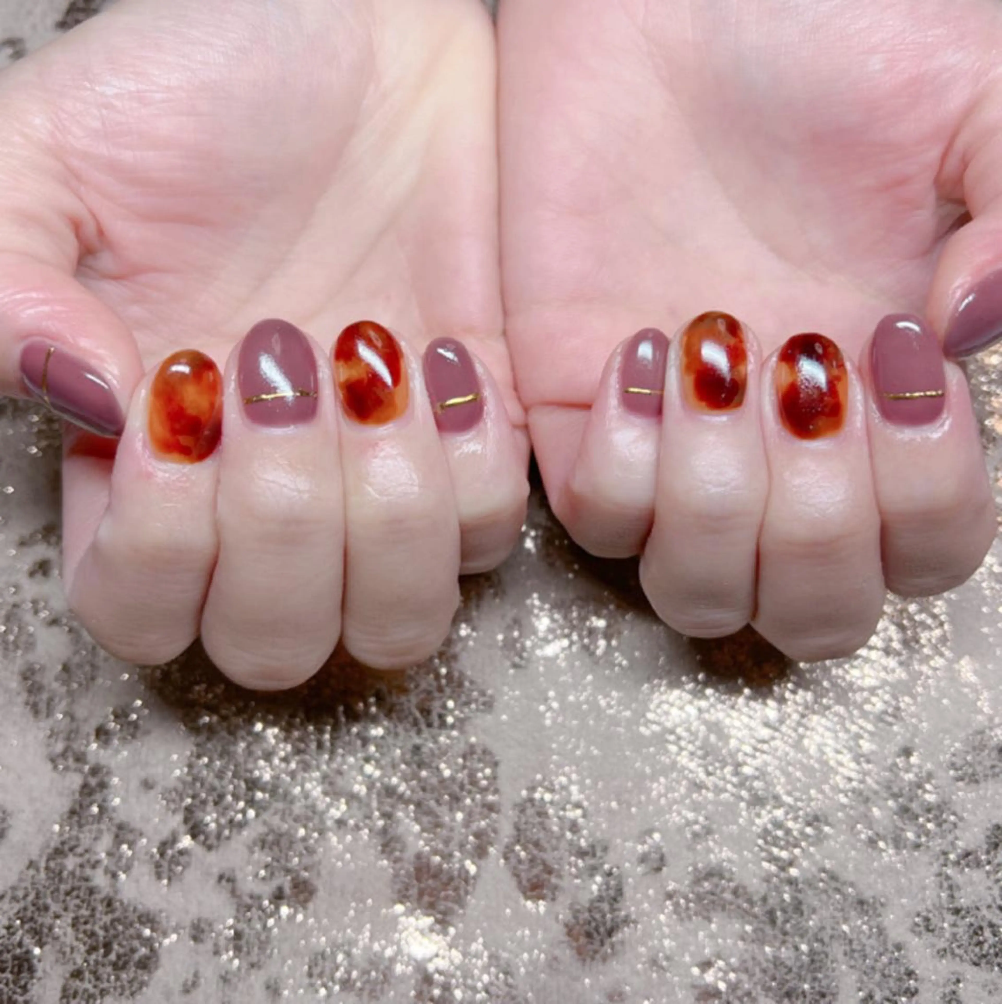 ネイル ゴールド 個室ネイルサロンDolly  Girl〜ドーリーガール〜所属・DollyGirl KYOKOのネイルデザイン