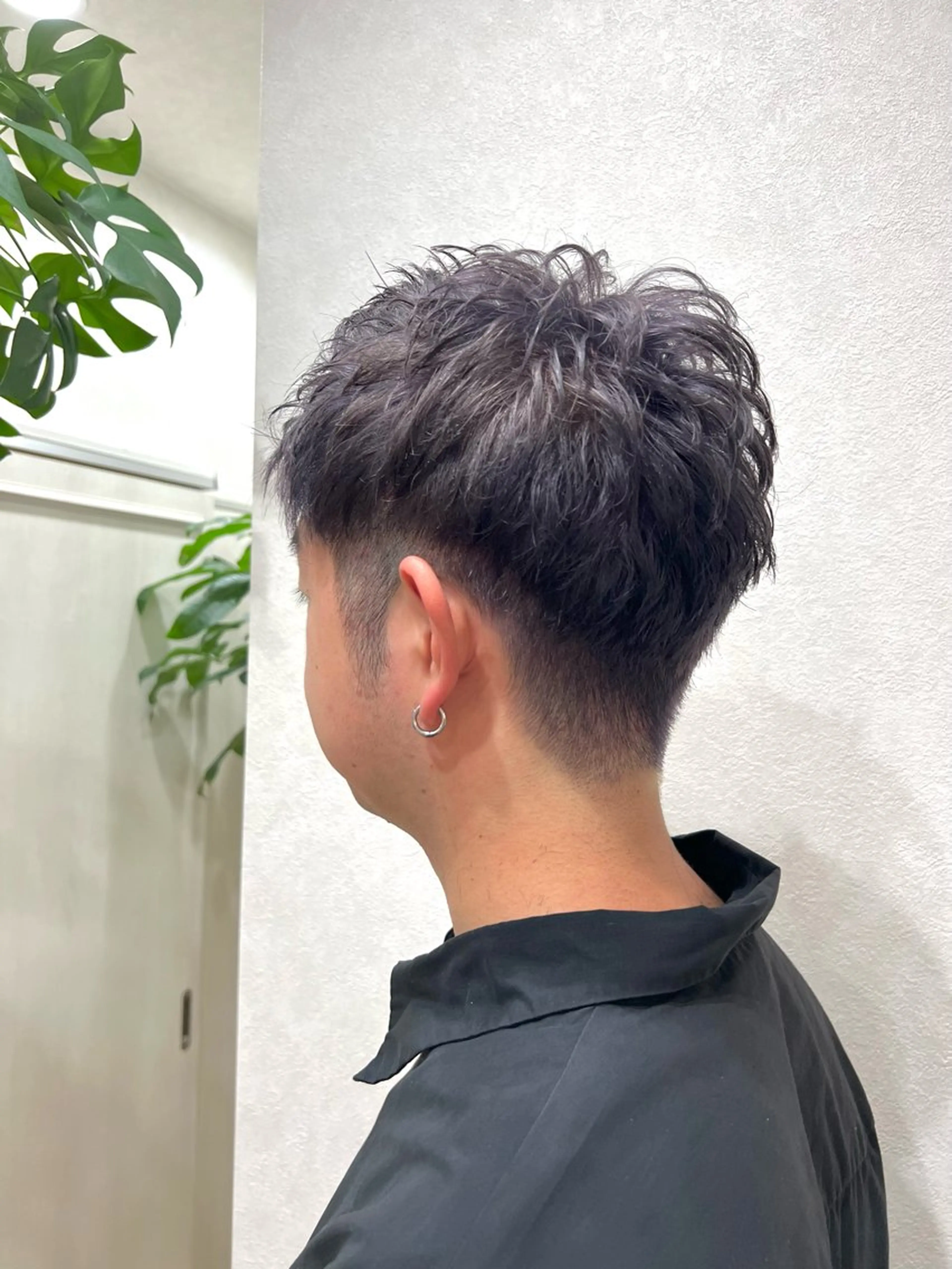 ショート カラー メンズ 刈り上げ グレージュ ラベンダーカラー ラベンダーグレージュ ラベンダーグレー 🍇おぐら めぐみ🍇のヘアスタイル