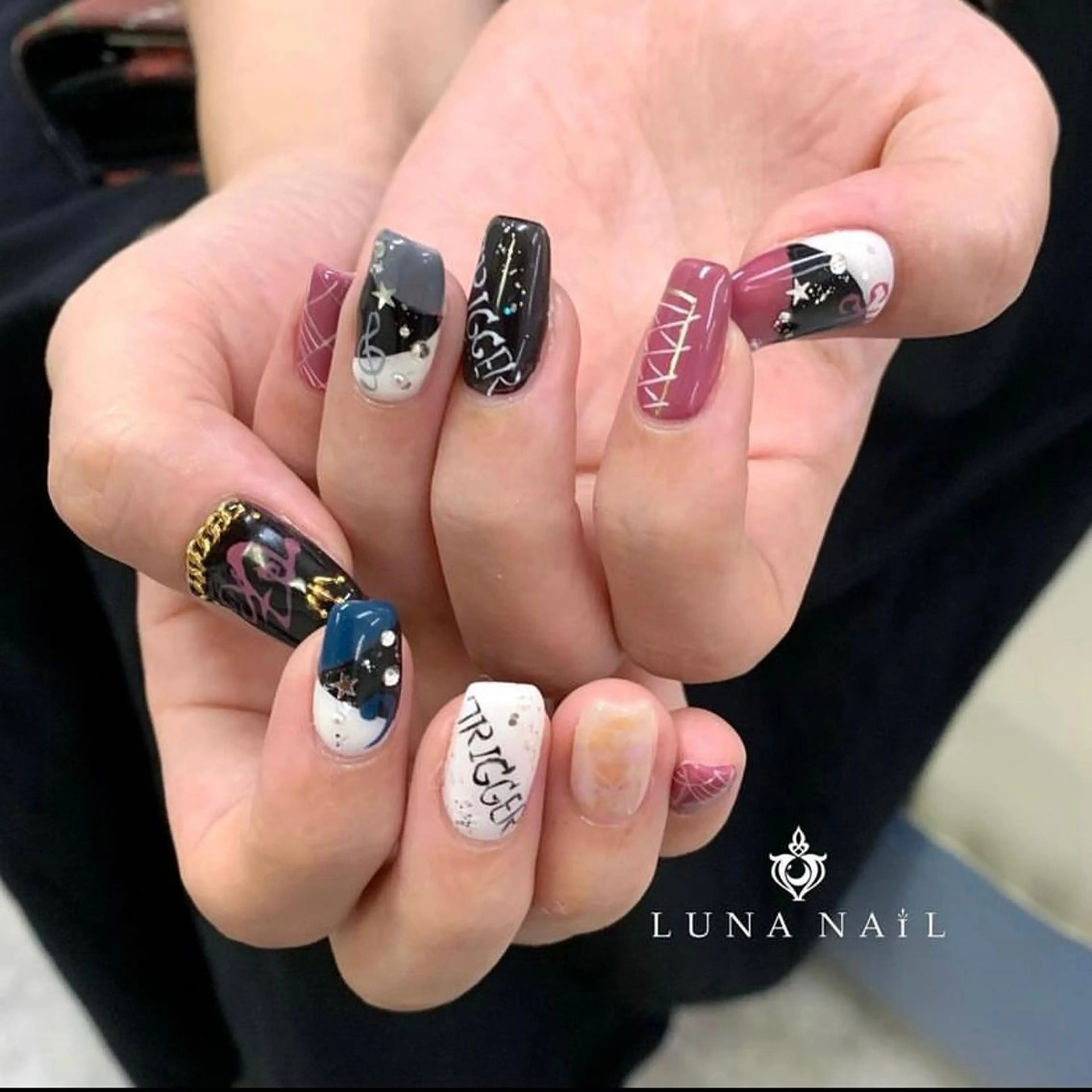 ネイル アートネイル ハンドネイル アトリエ　ミモザ所属・いまむら あかりのネイルデザイン