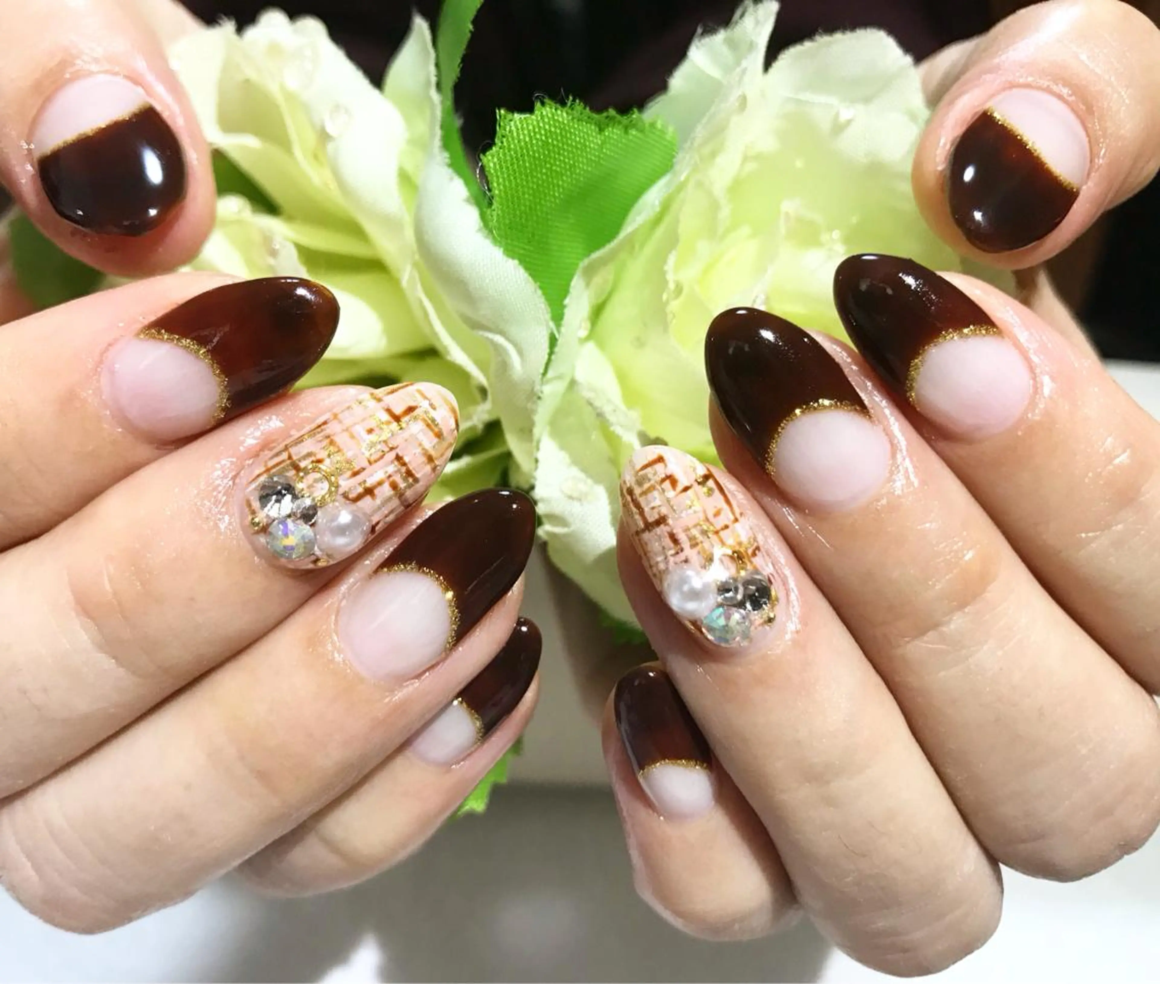 ネイル ブラウン フットネイル フレンチネイル ラメ(グリッター) シンプルネイル ネイル フフラ所属・nail fufla ♡yamane♡のネイルデザイン