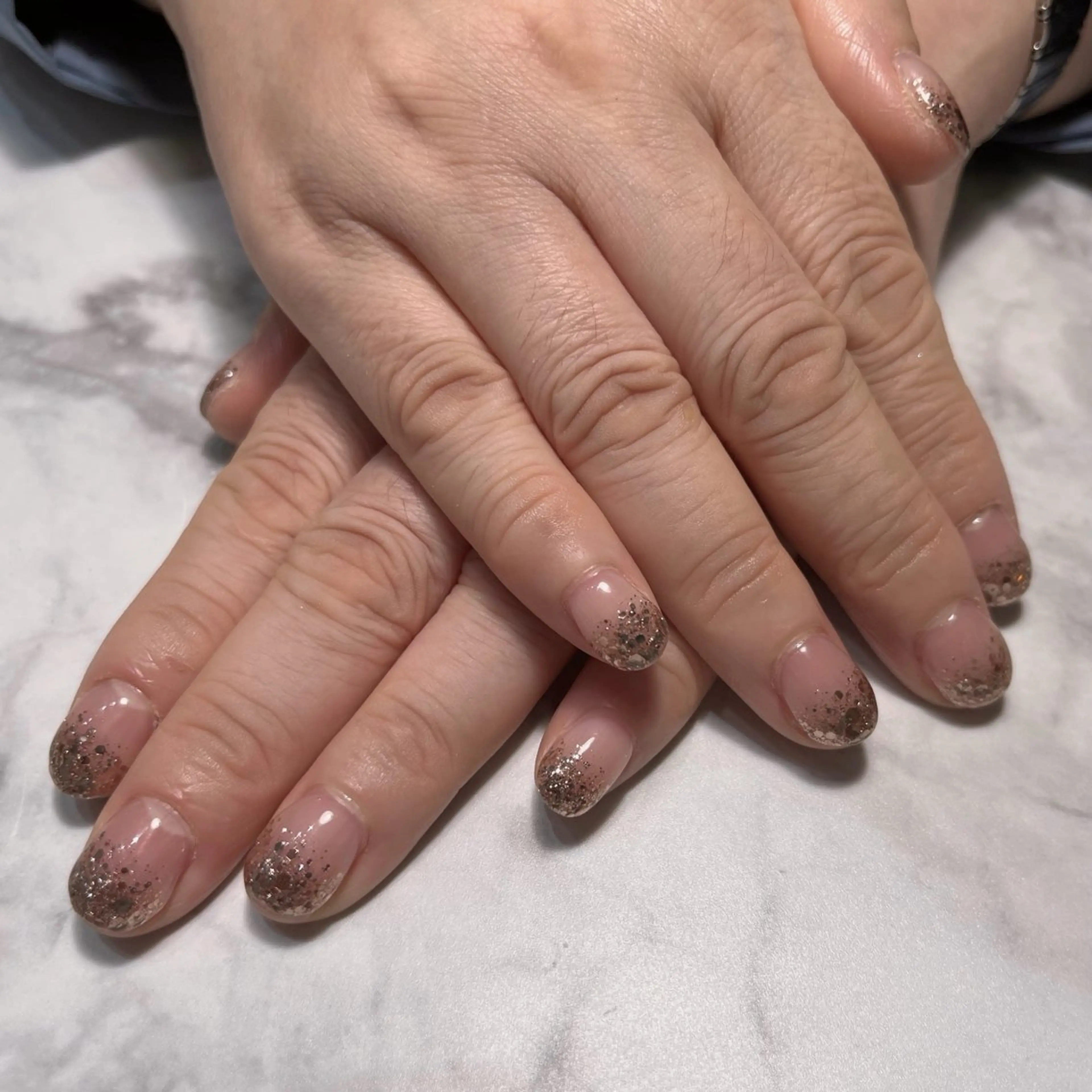 ネイル グラデーション ラメ(グリッター) ラメグラデーション NICO Saoriのネイルデザイン