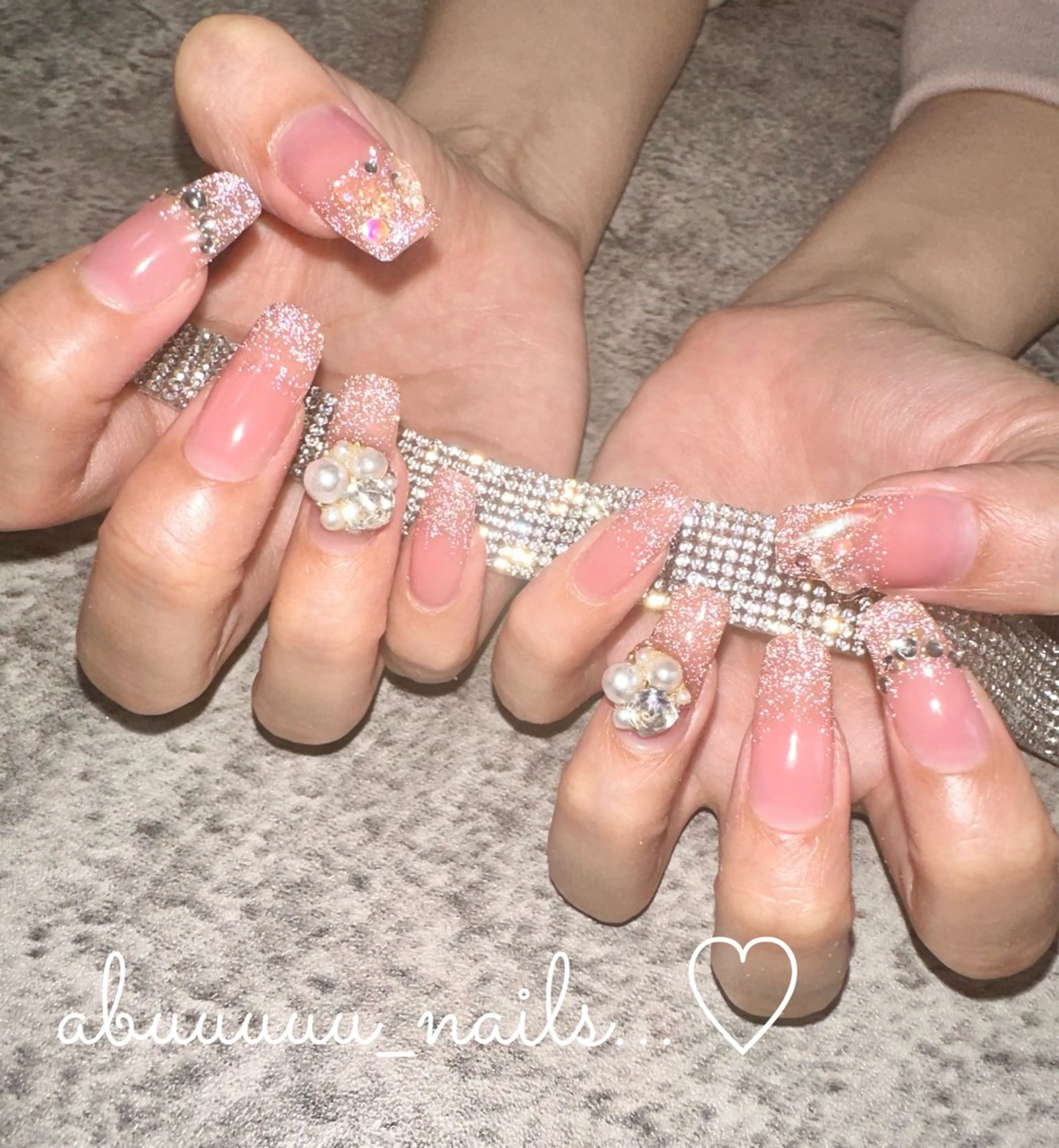 ネイル フラッシュネイル 韓国ネイル ワンホンネイル ハンドネイル abuuuuu nailsのネイルデザイン