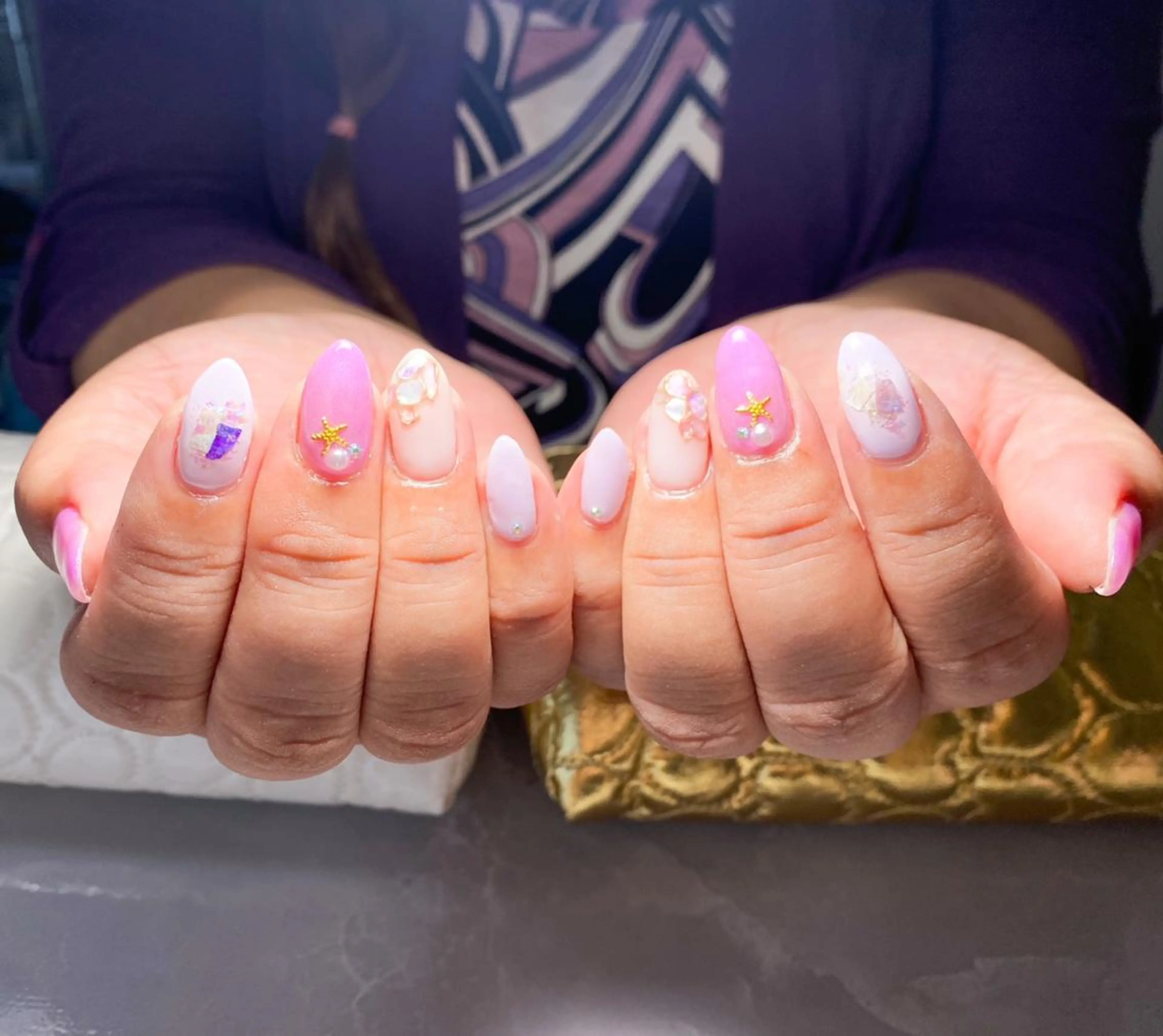 ネイル シンプルネイル ストーンネイル nail en💅 キッズスペース有のネイルデザイン