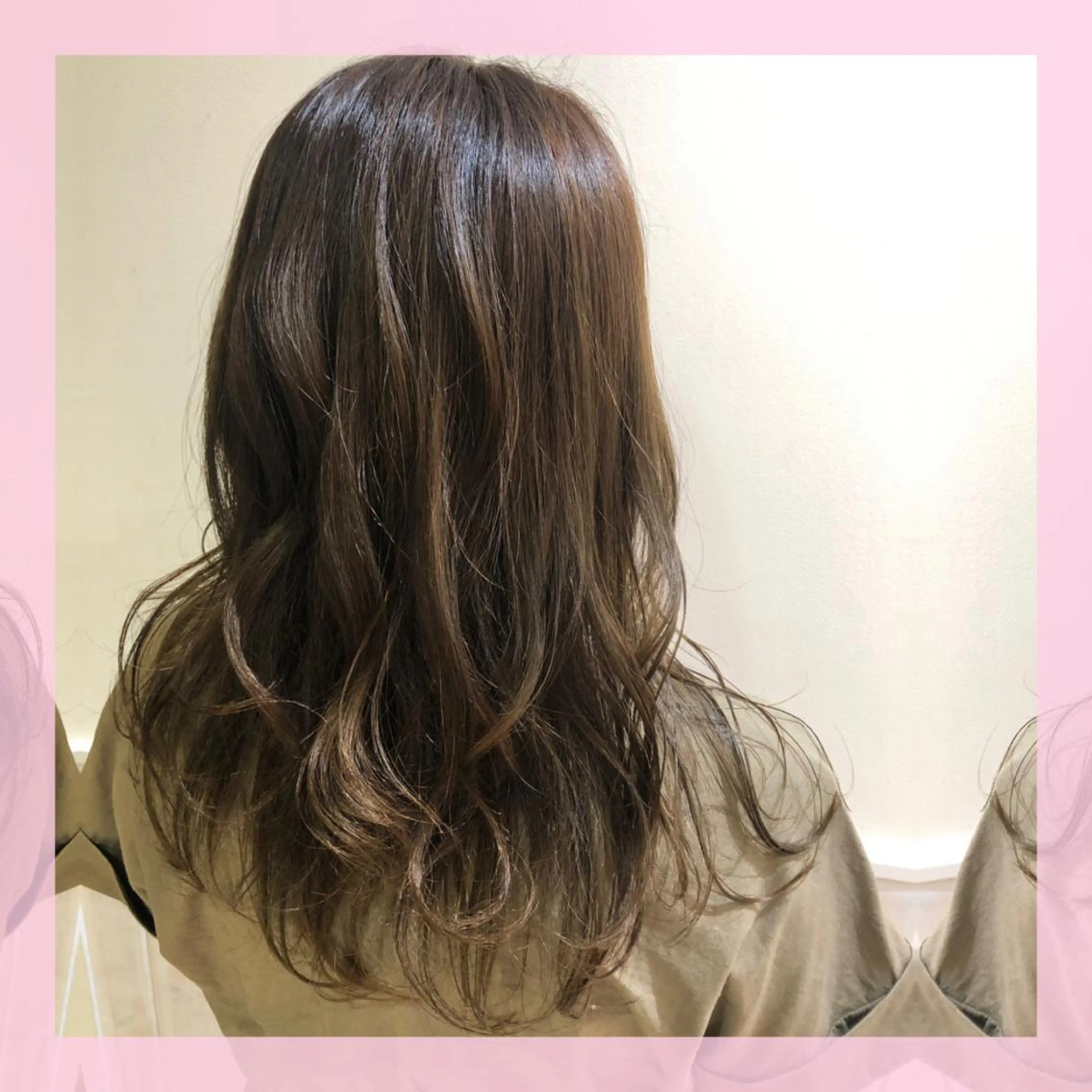 セミロング カラー オリーブカラー カット ヘアカラー トリートメント plum.所属・🍒前川 🍒のヘアスタイル