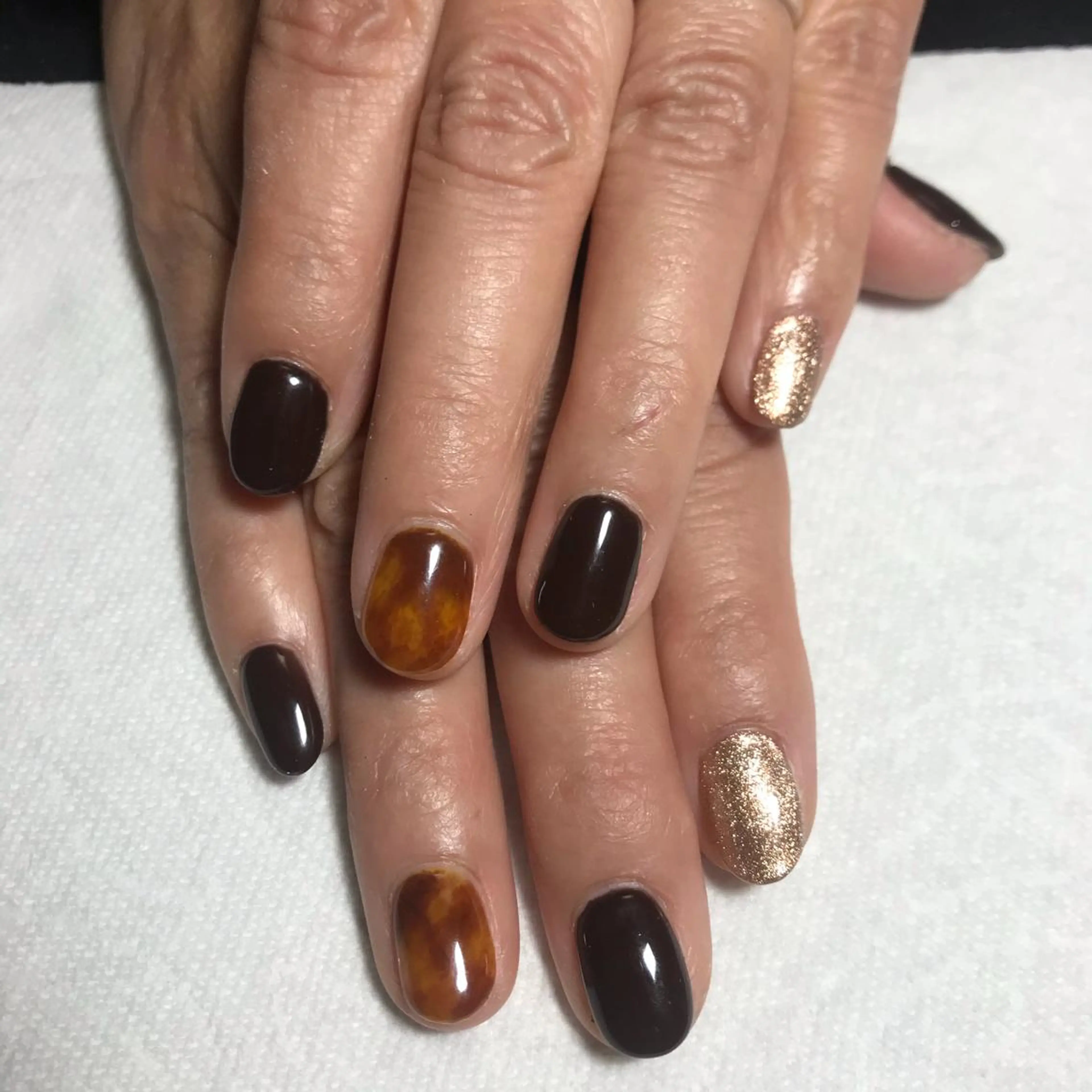 ネイル ECLAT エクラ所属・寺山 千鶴のネイルデザイン