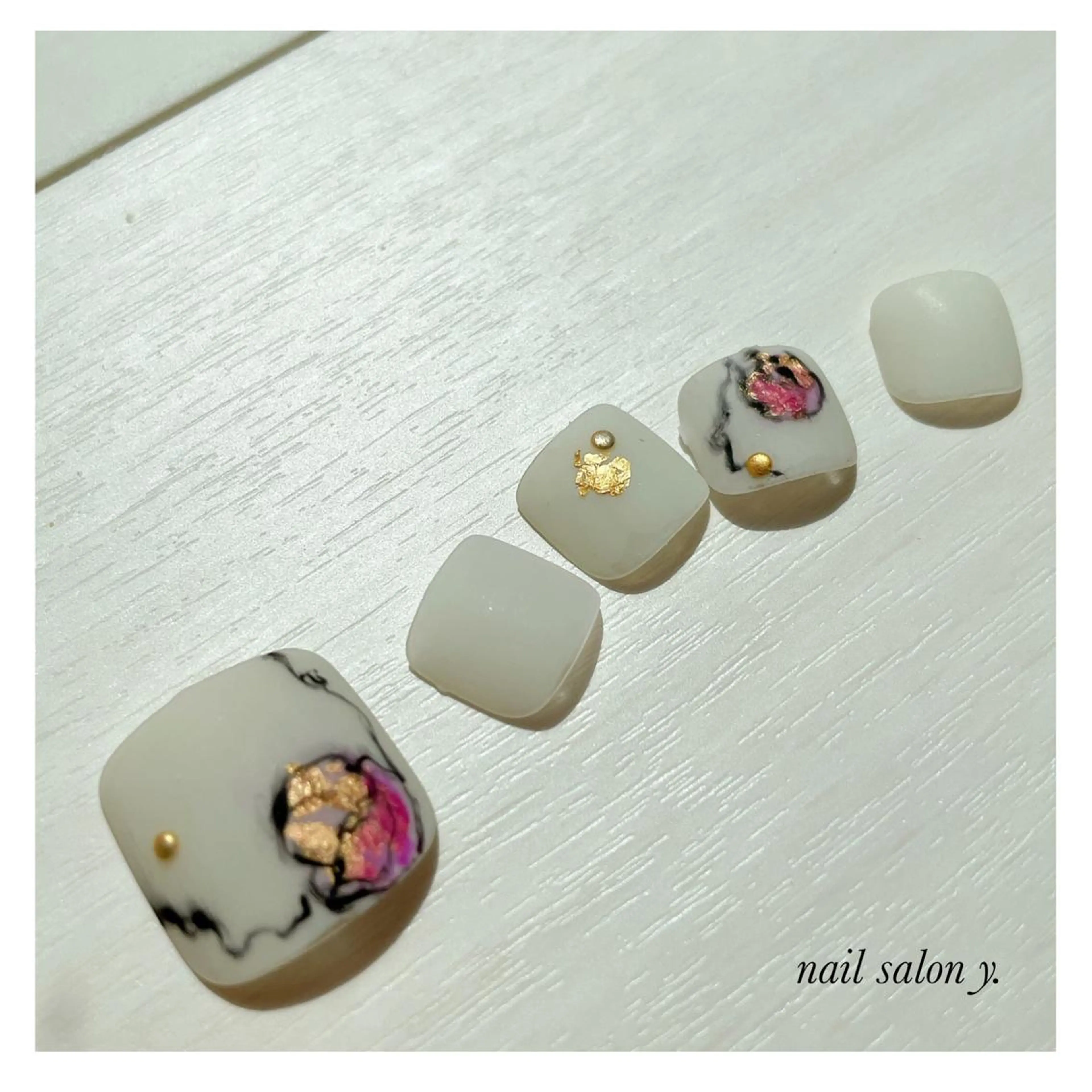 ネイル nail salon y.所属・nailsalon y.のネイルデザイン