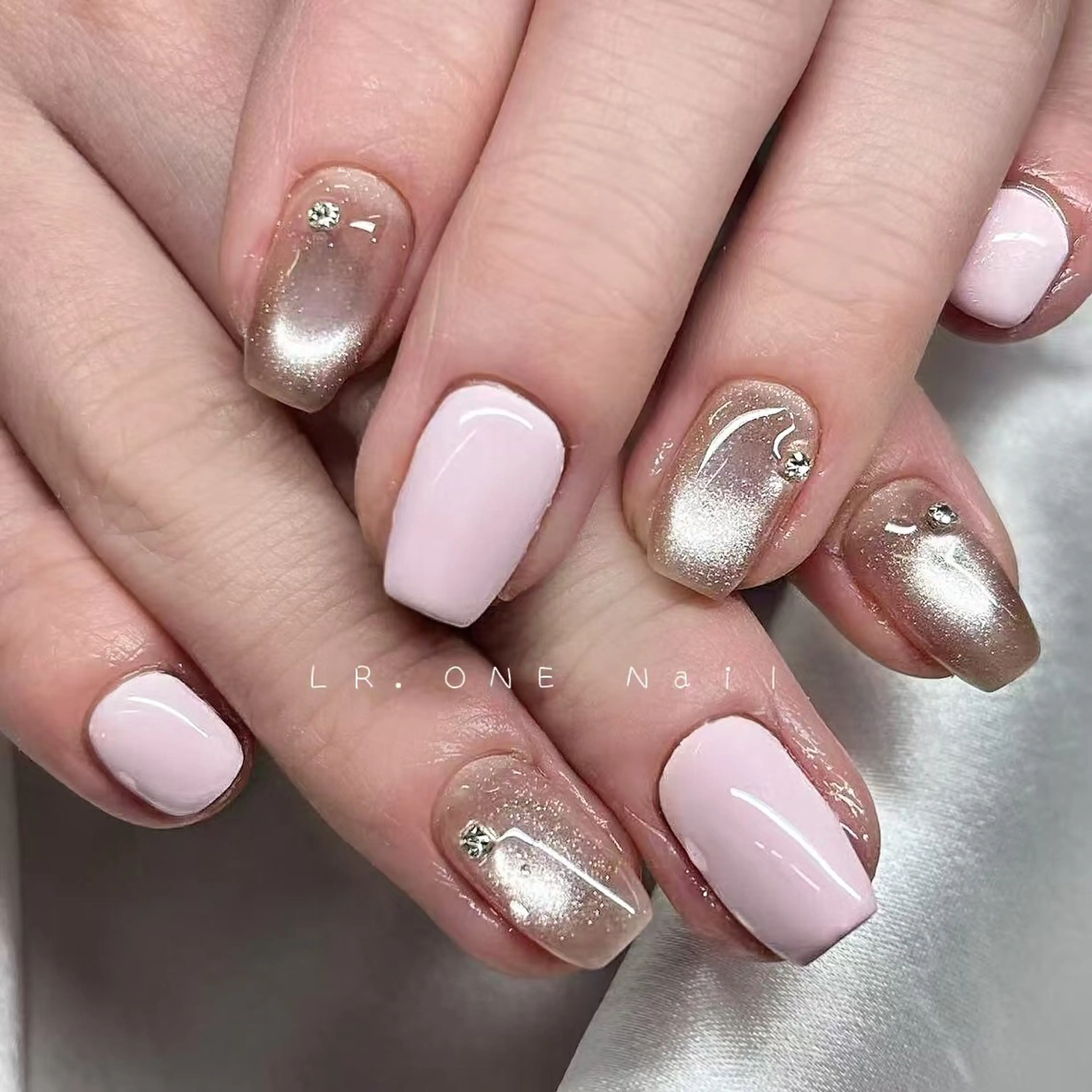 ネイル LR.ONE ヨウのネイルデザイン