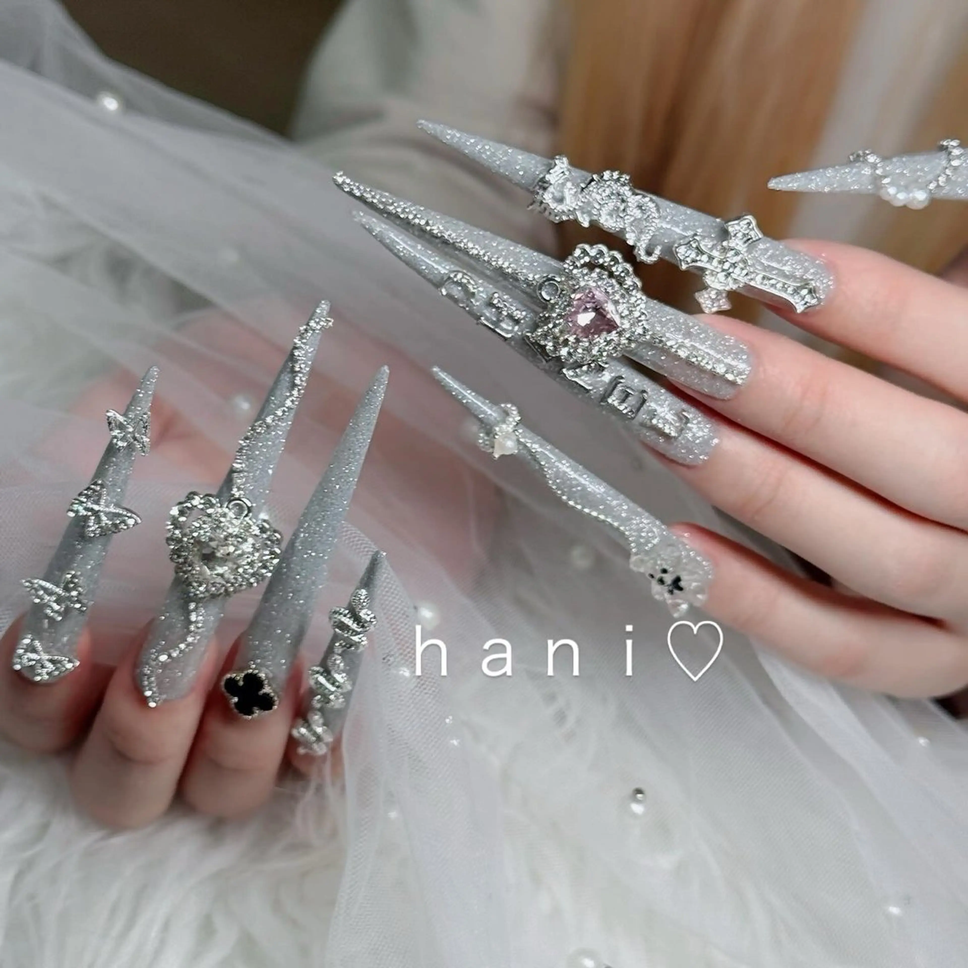 ネイル フットネイル フレンチネイル グラデーション 韓国ネイル ロングネイル ハンドネイル qyn qynのネイルデザイン