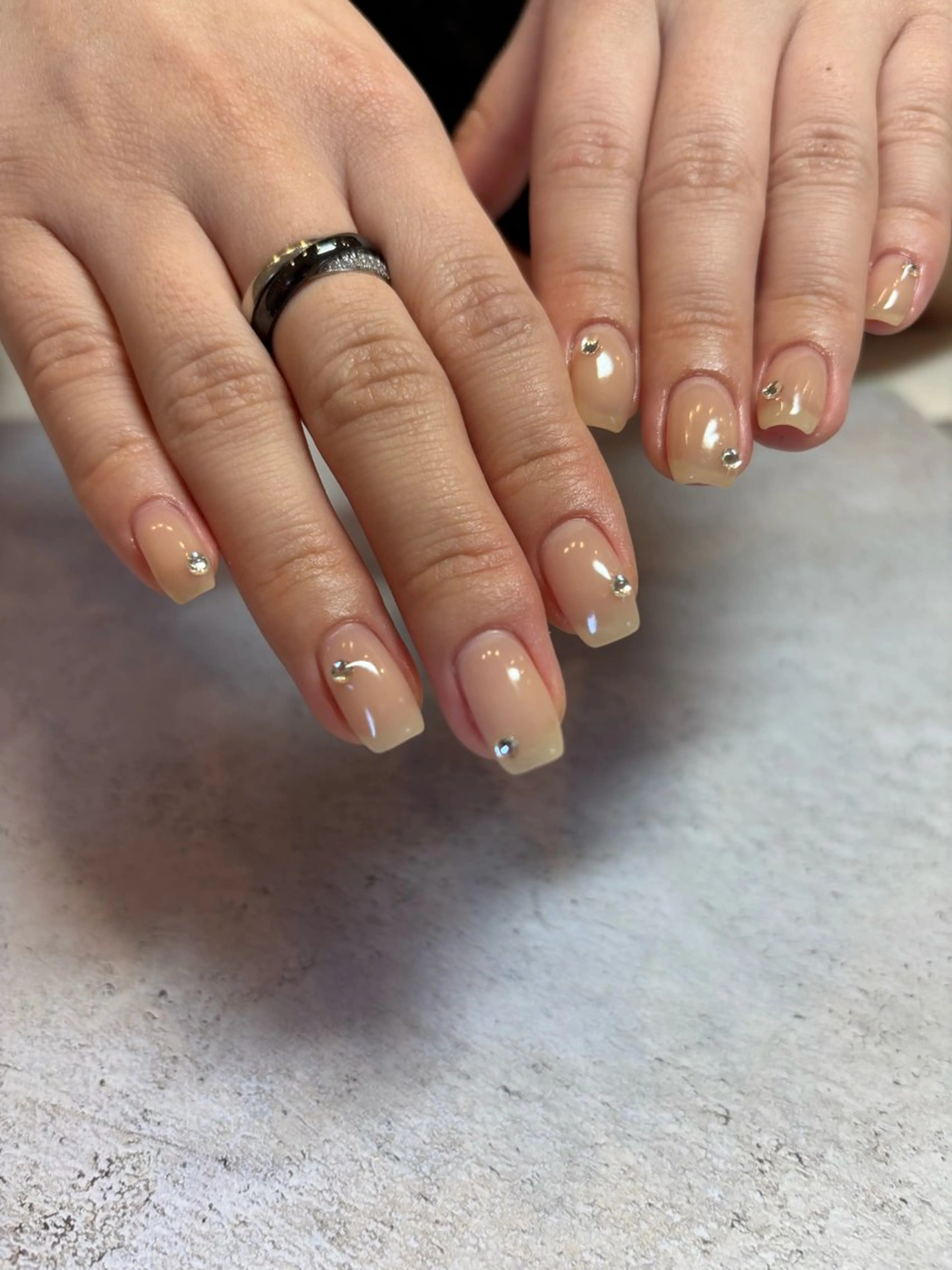 ネイル ストーンネイル ハンドネイル LINON所属・【LINON】 airiのネイルデザイン