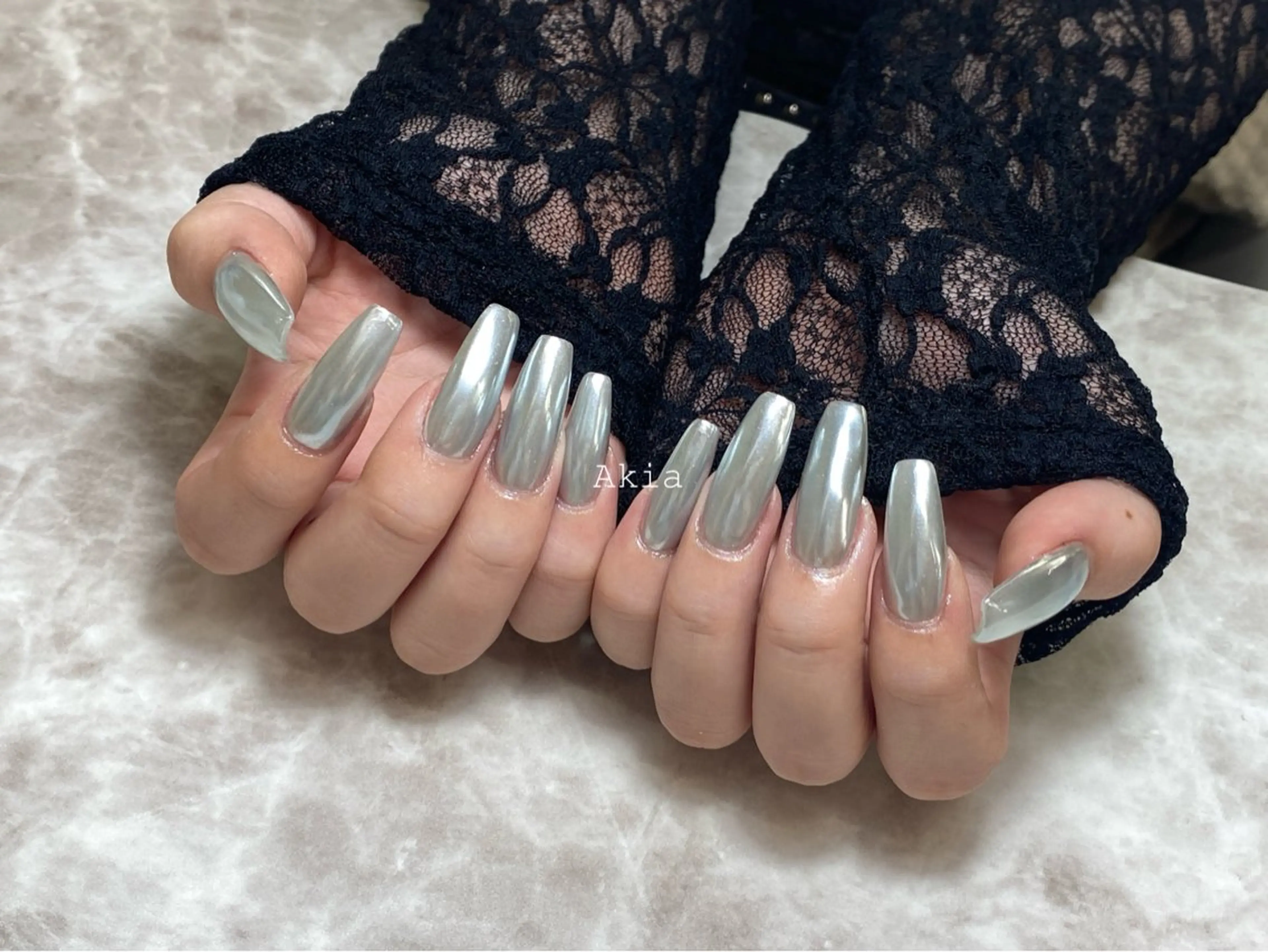 ネイル ミラーネイル ハンドネイル ハンドケア 閨匠ビューティサロン 銀座店のネイルデザイン