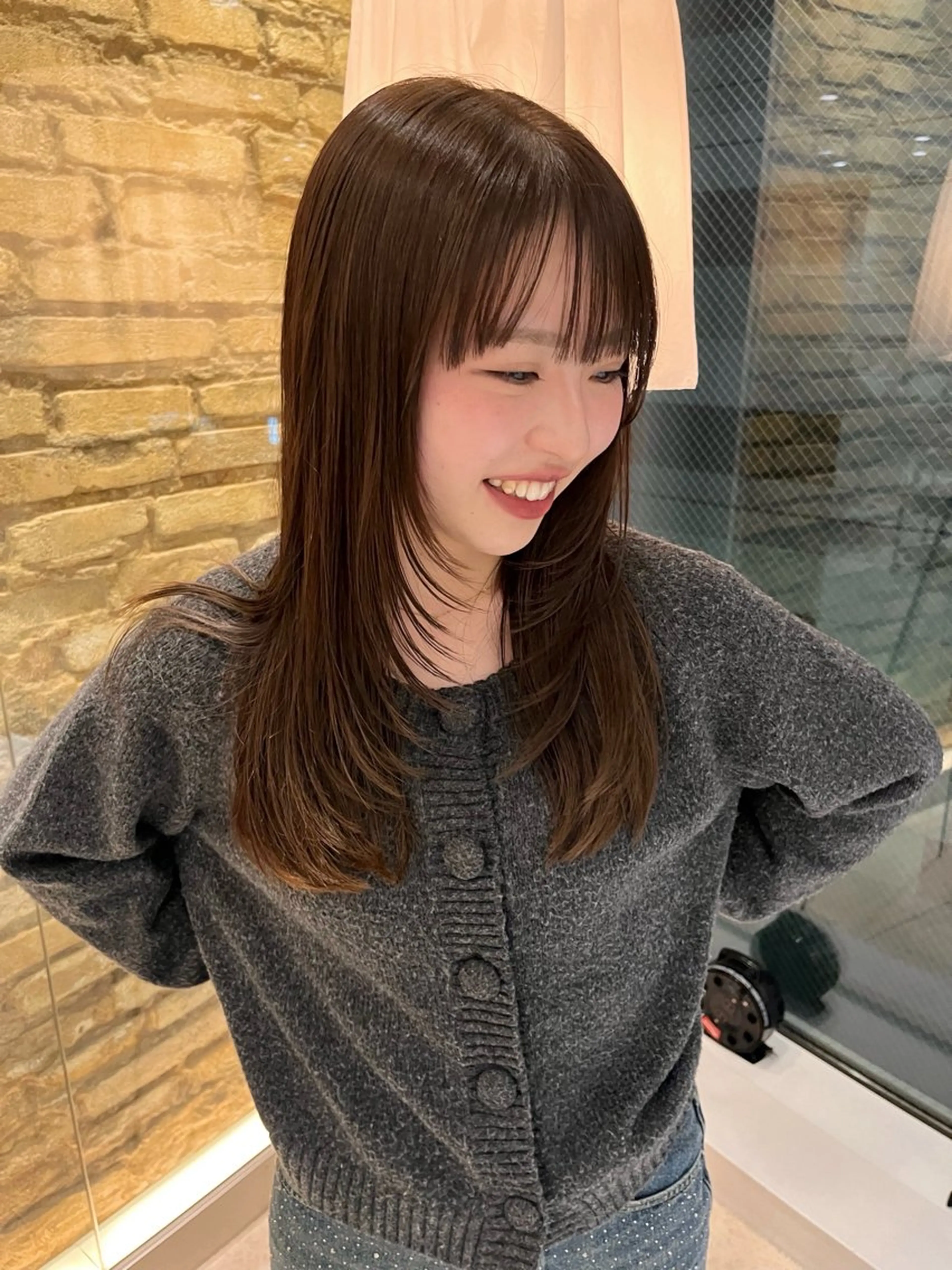 ロング hair make BEHIVE ichibancho AVEDA所属・渡邉  日向子 ・レイヤー、縮毛矯正のヘアスタイル