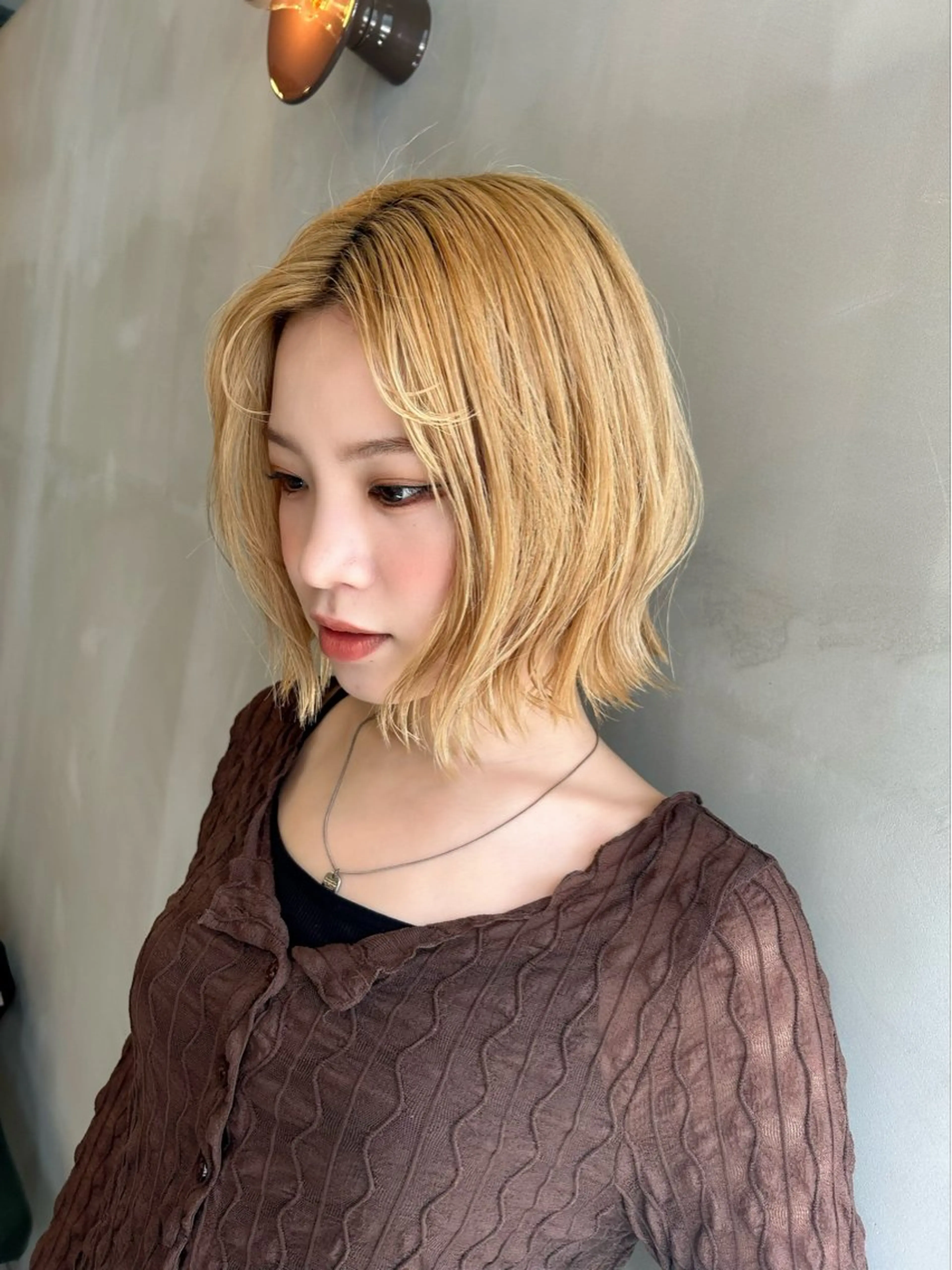 ミディアム カット ヘアカラー L STUDIO所属・ハイトーン/ブリーチ 🧁soraのヘアスタイル