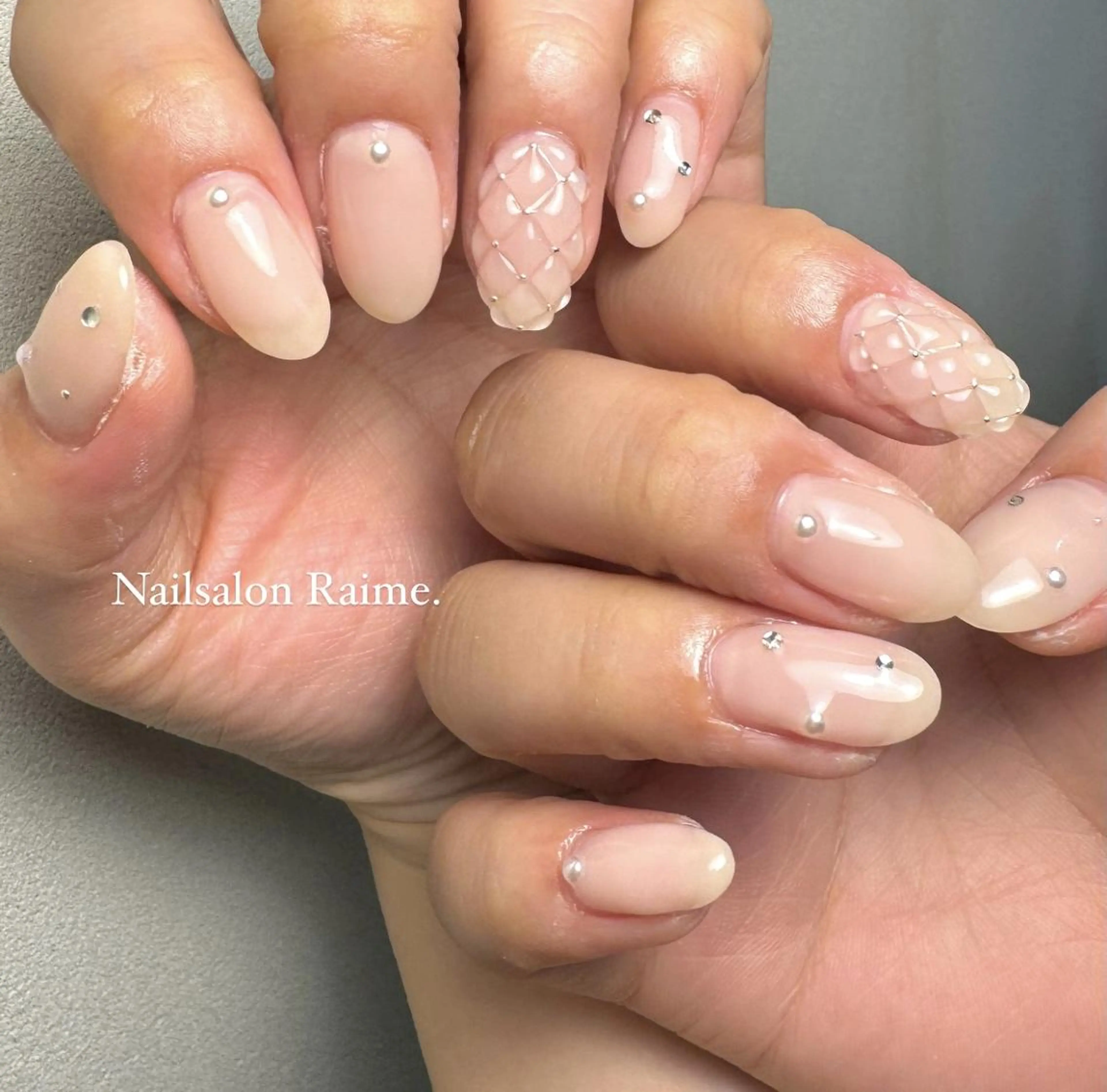 ネイル 塚本 さきのネイルデザイン