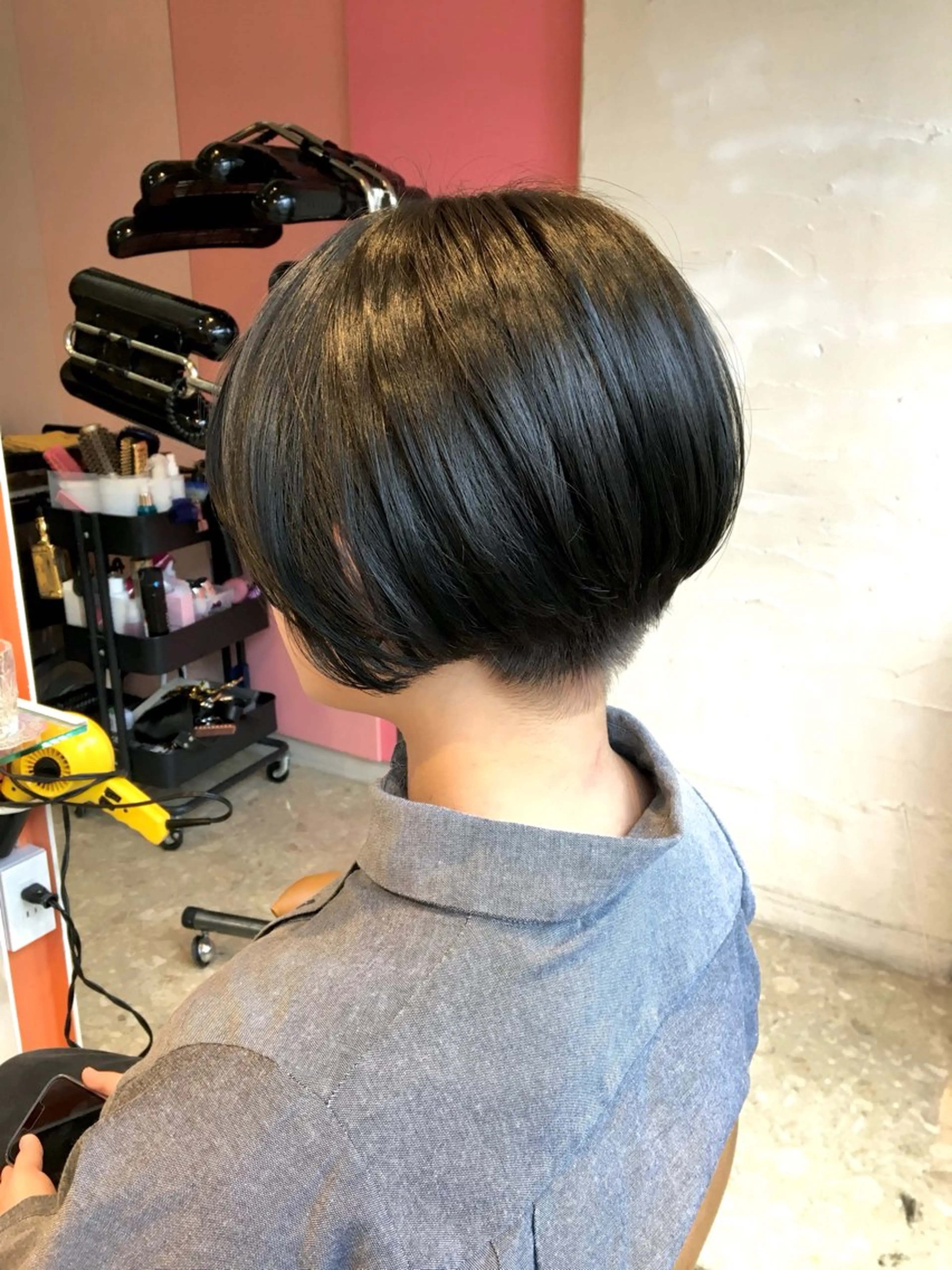 ショート カラー カット ヘアカラー うしだ かおるのヘアスタイル