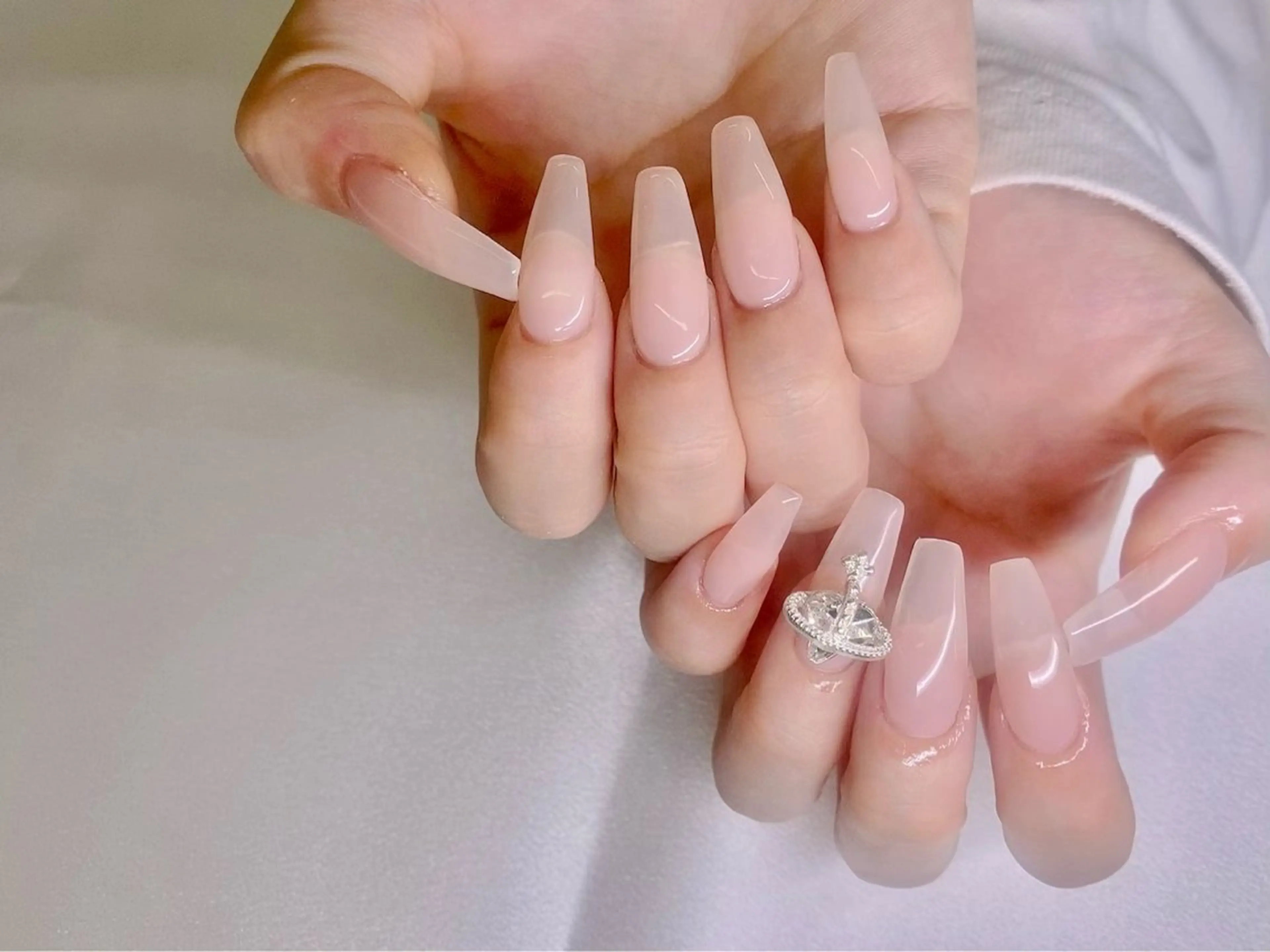 ネイル ハンドネイル ETERNA Nail 銀座店【パラジェル/フィルイン/チップ長さだし/マグネット/ニュアンス】所属・ア カリのネイルデザイン