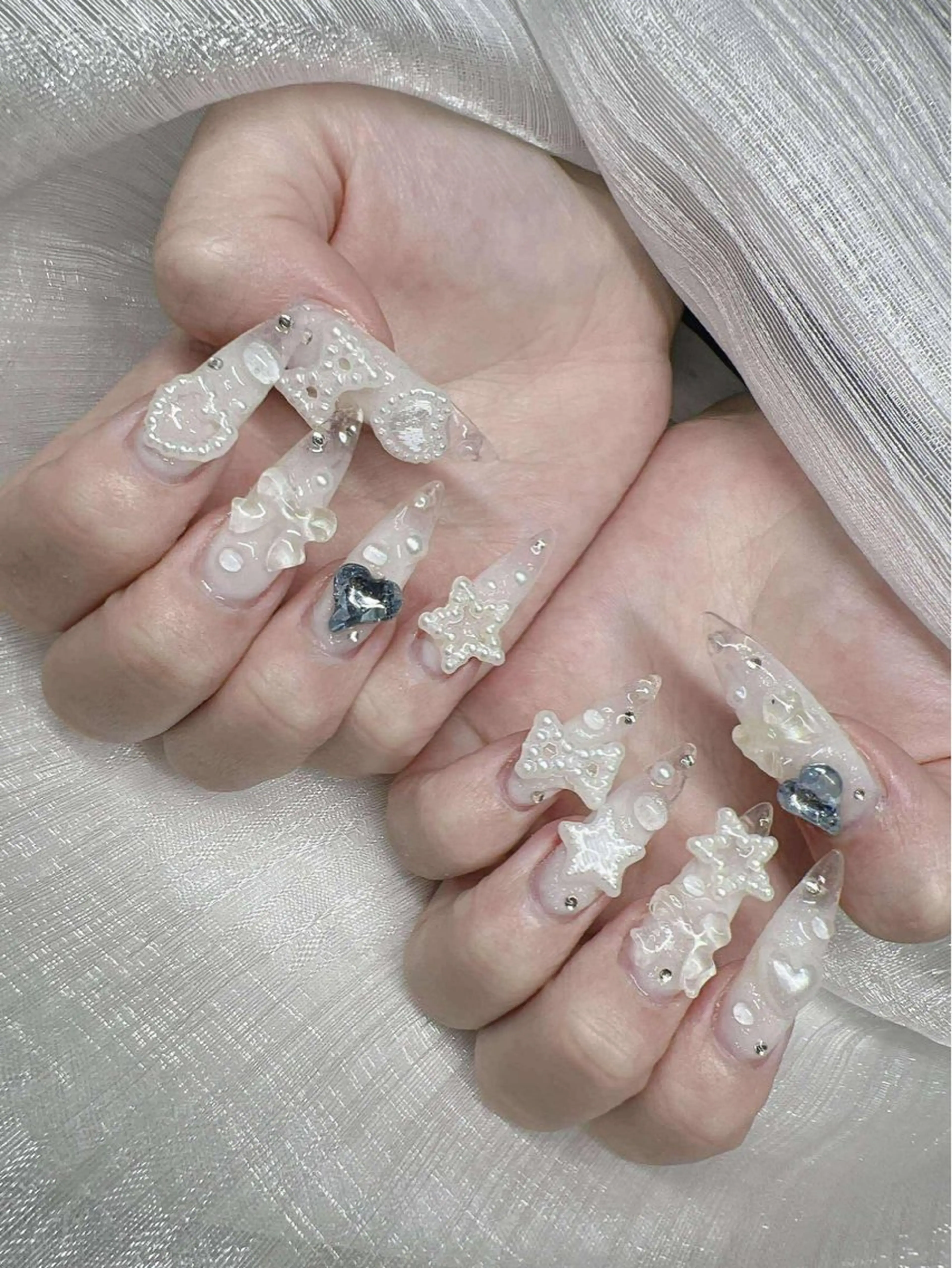 ネイル 長さ出し グラデーション 卒業式 キラキラネイル マグネットネイル ハンドネイル Lee Nailsのネイルデザイン