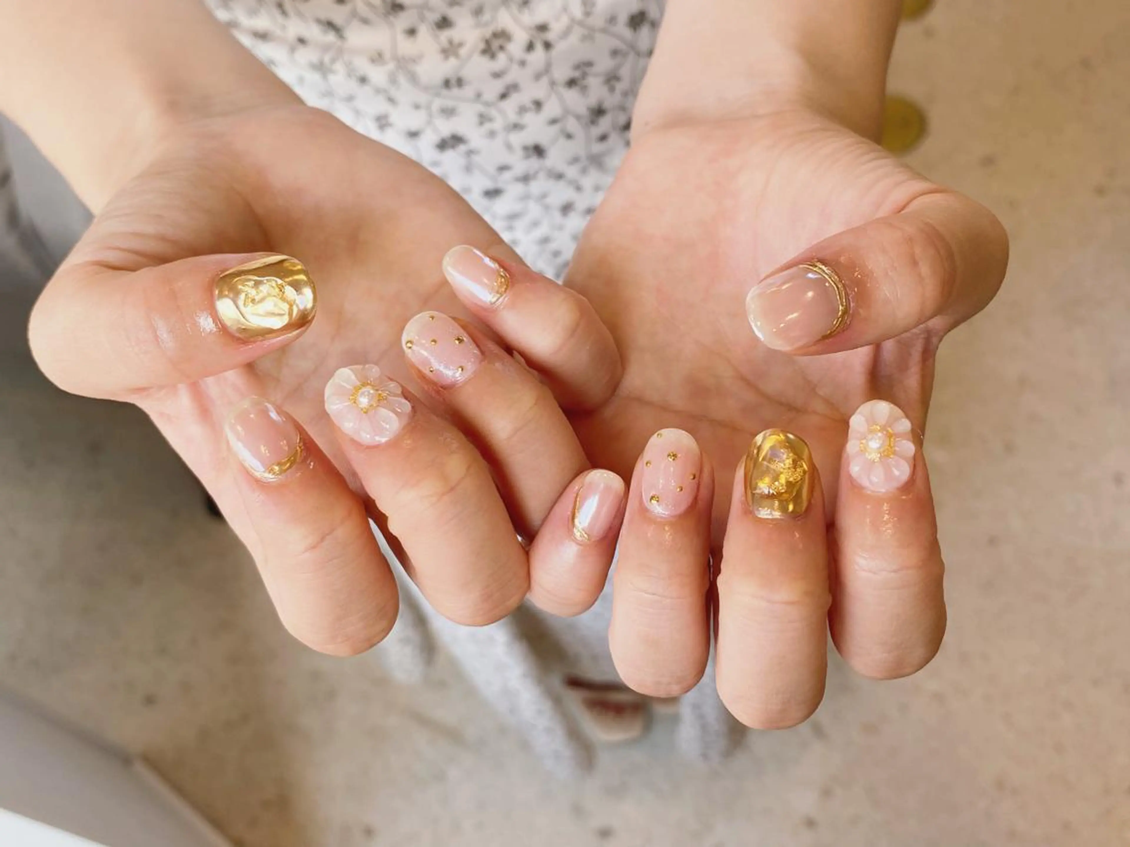 ネイル sofa Ayanaのネイルデザイン