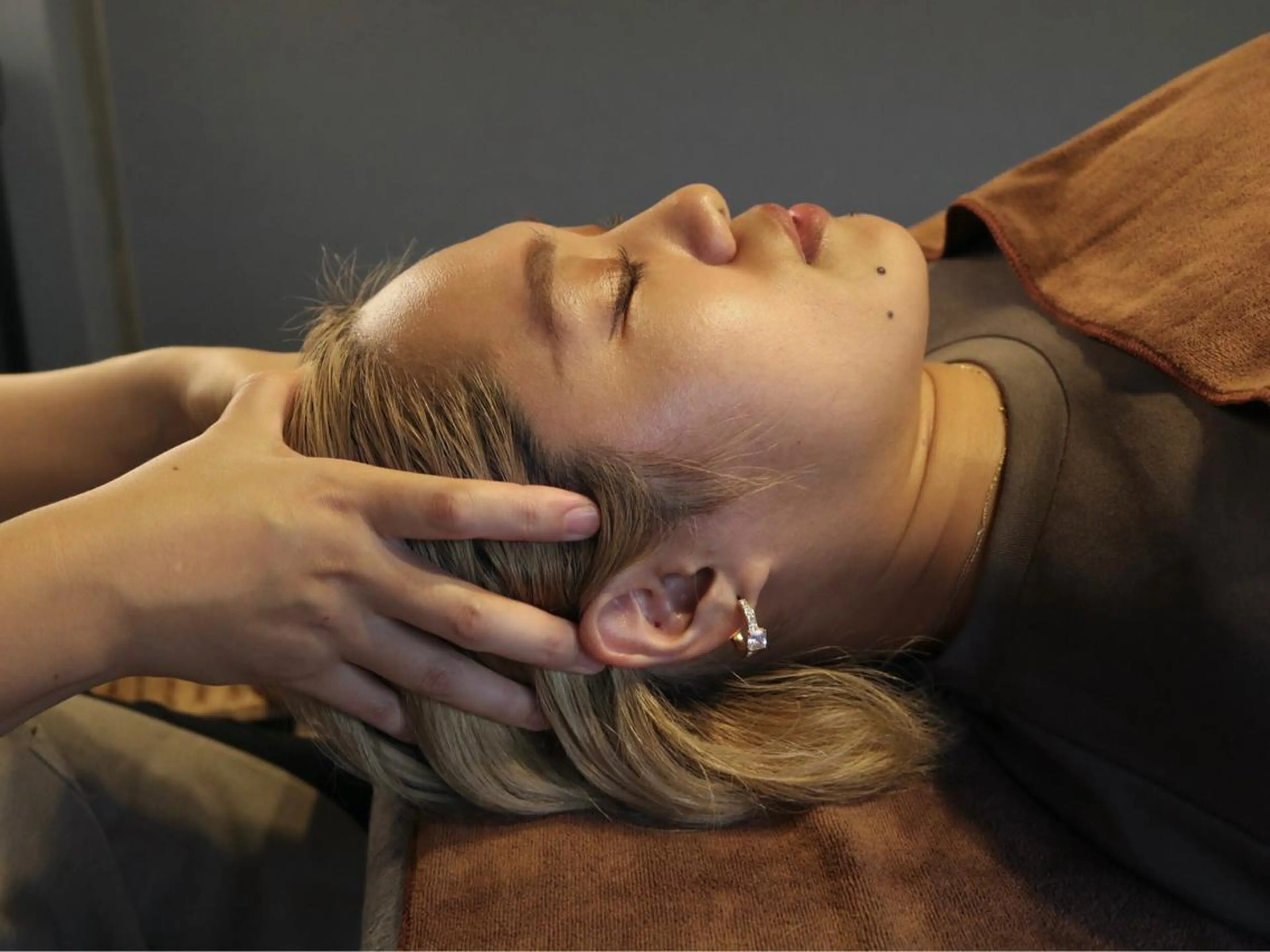 頭蓋骨・小顔矯正初回40分の写真