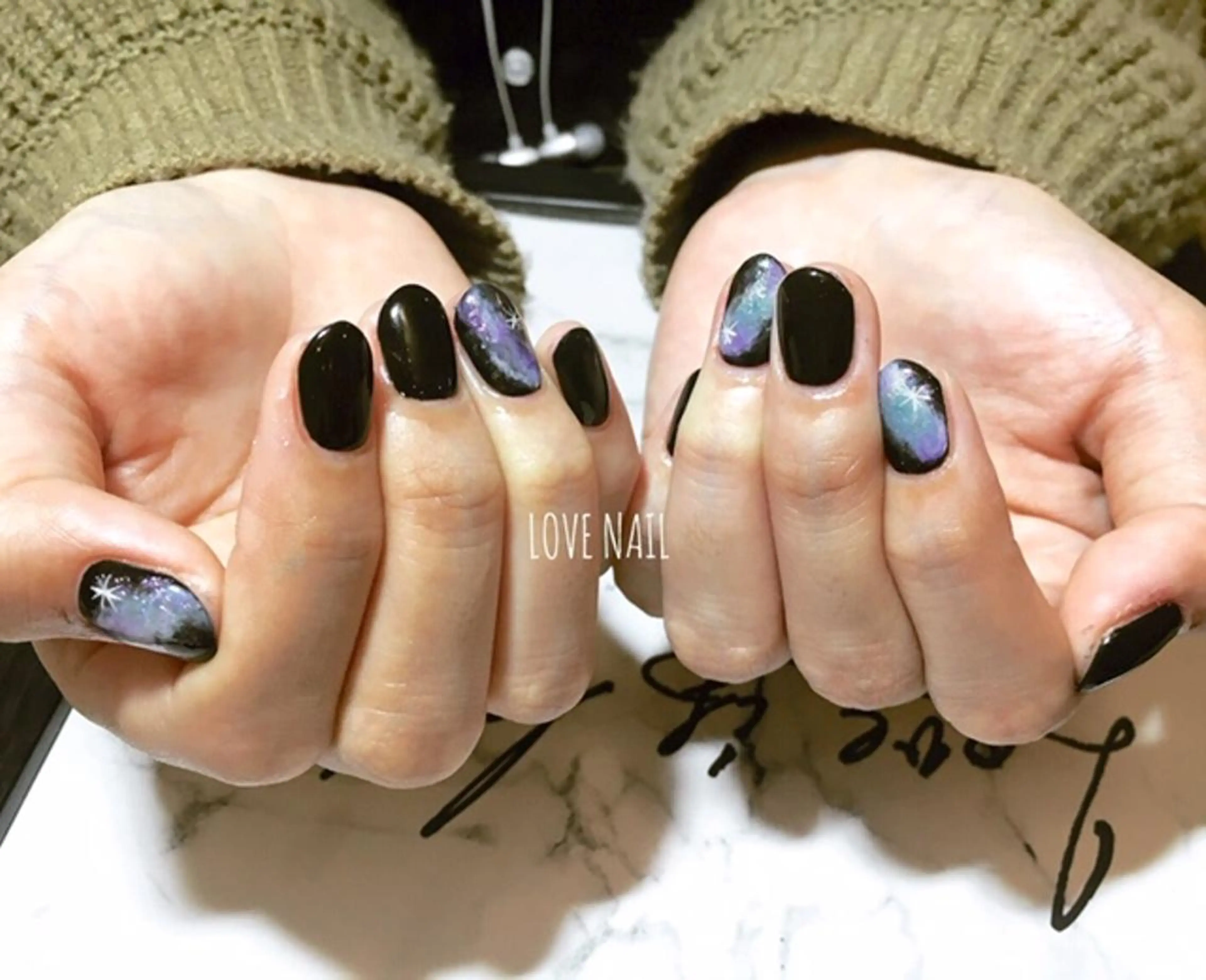 ネイル ハンドネイル LOVE NAIL 💕Sonoのネイルデザイン