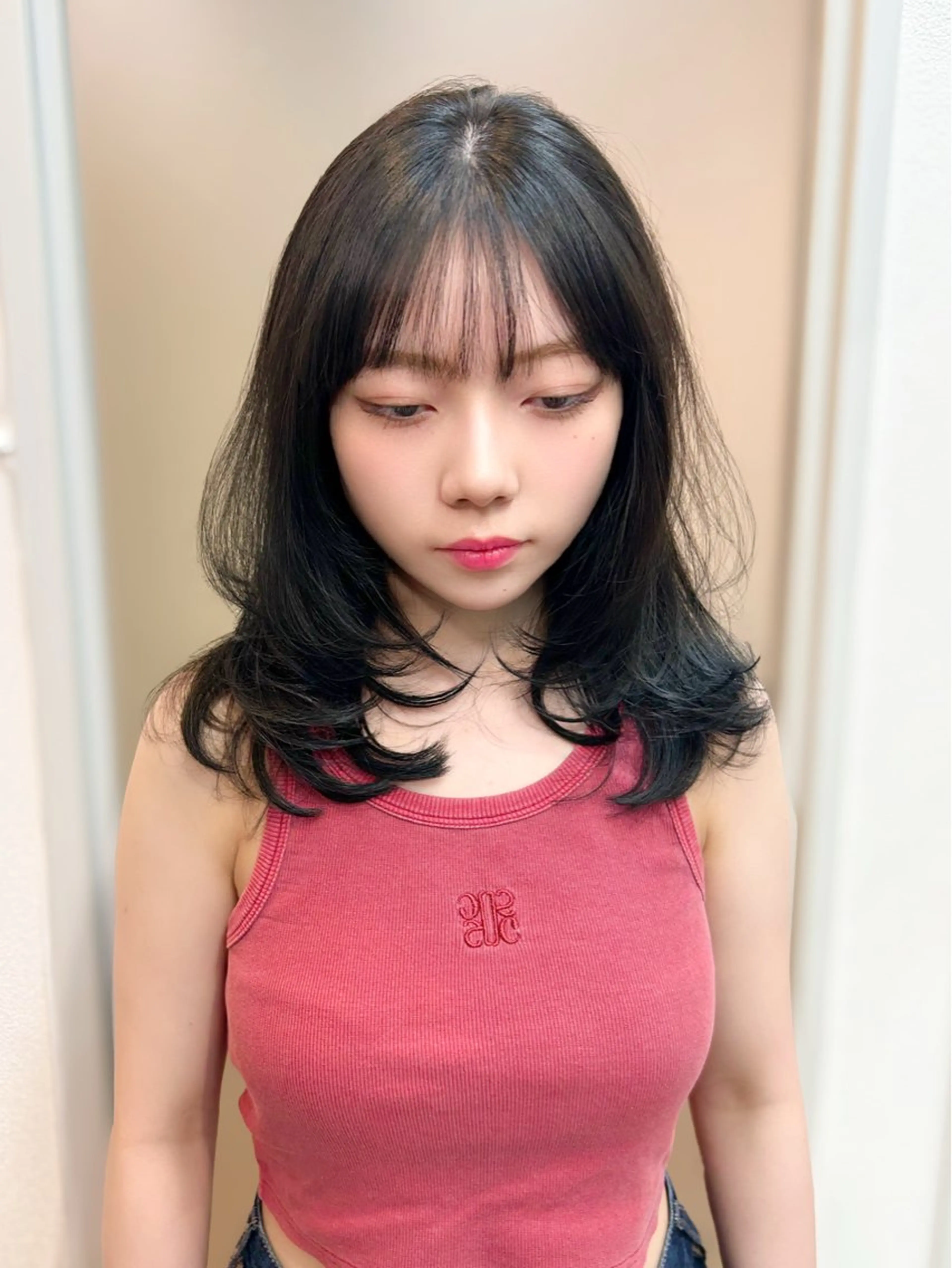 ミディアム カラー 顔まわりレイヤー 顔周りカット レイヤーカット 小顔カット ウルフカット 顔周りレイヤー/ボブ 銀座✨中野まさひろのヘアスタイル