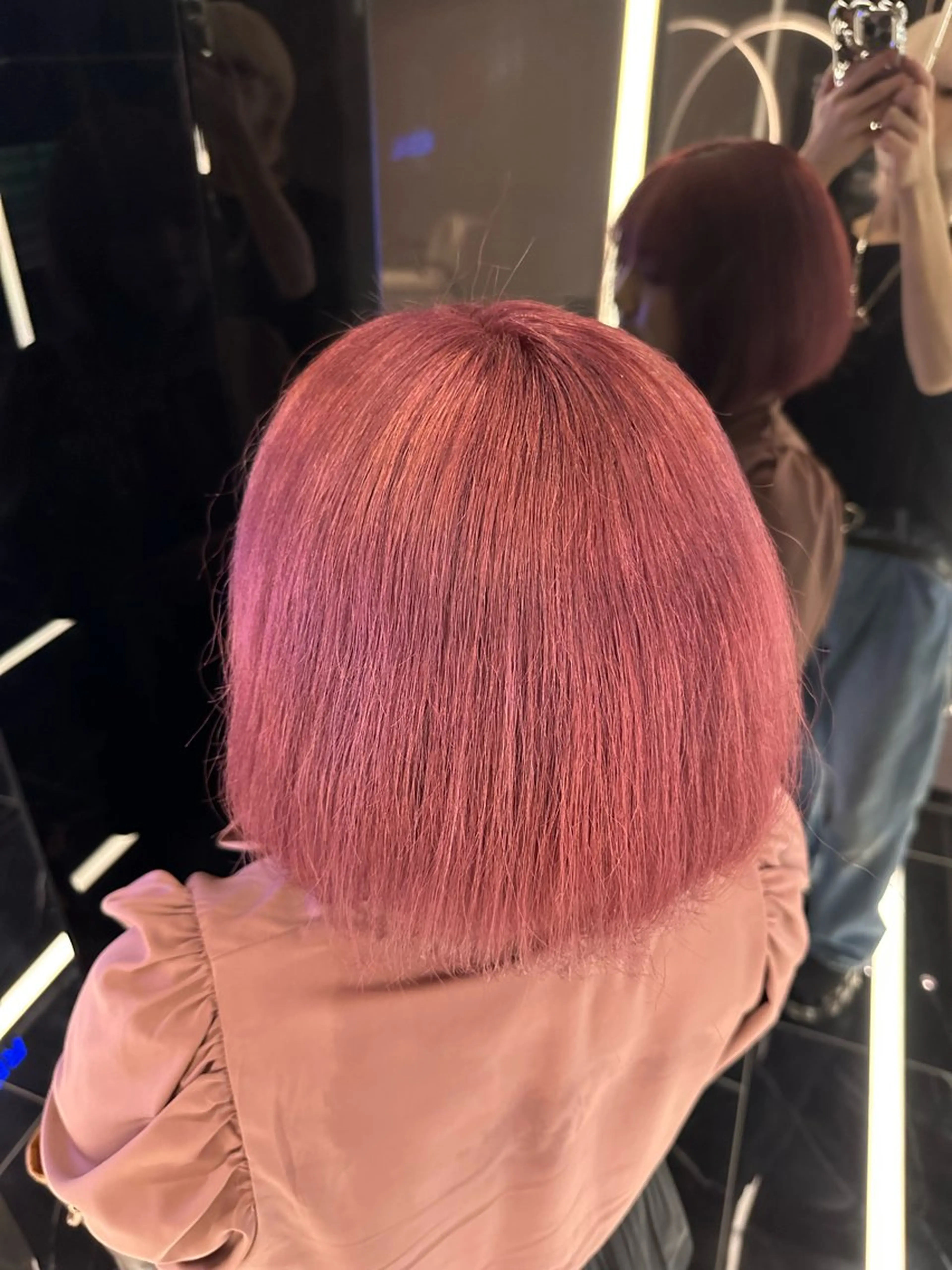 ショート カラー りょうへい/ 全頭ブリーチ/渋谷のヘアスタイル