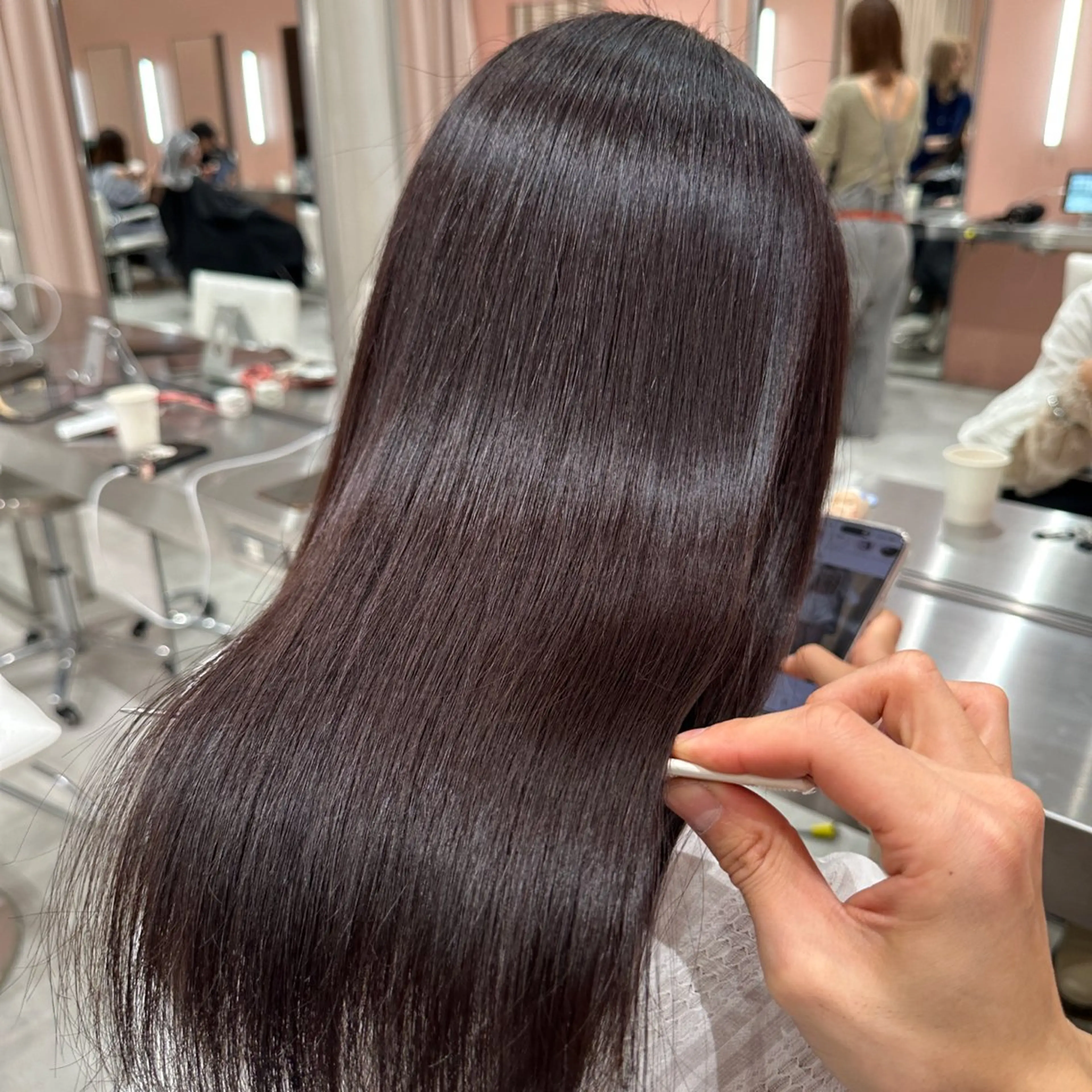 セミロング くせ毛 縮毛矯正 広がり・パサつき改善 /ツヤ美髪/こうたのヘアスタイル