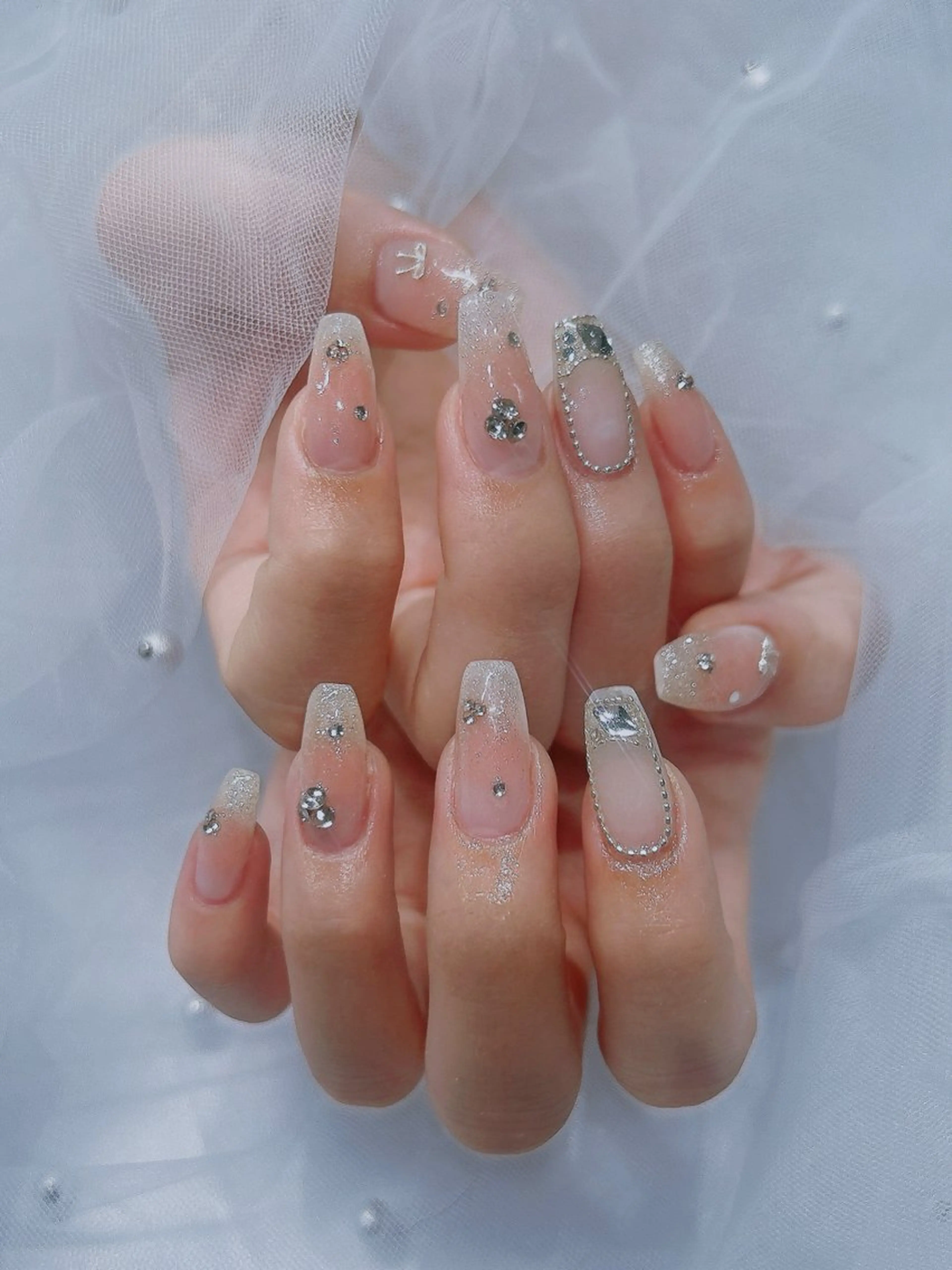 ネイル ハンドネイル GO TODAY 横浜Solace店所属・nail salon Azukiのネイルデザイン