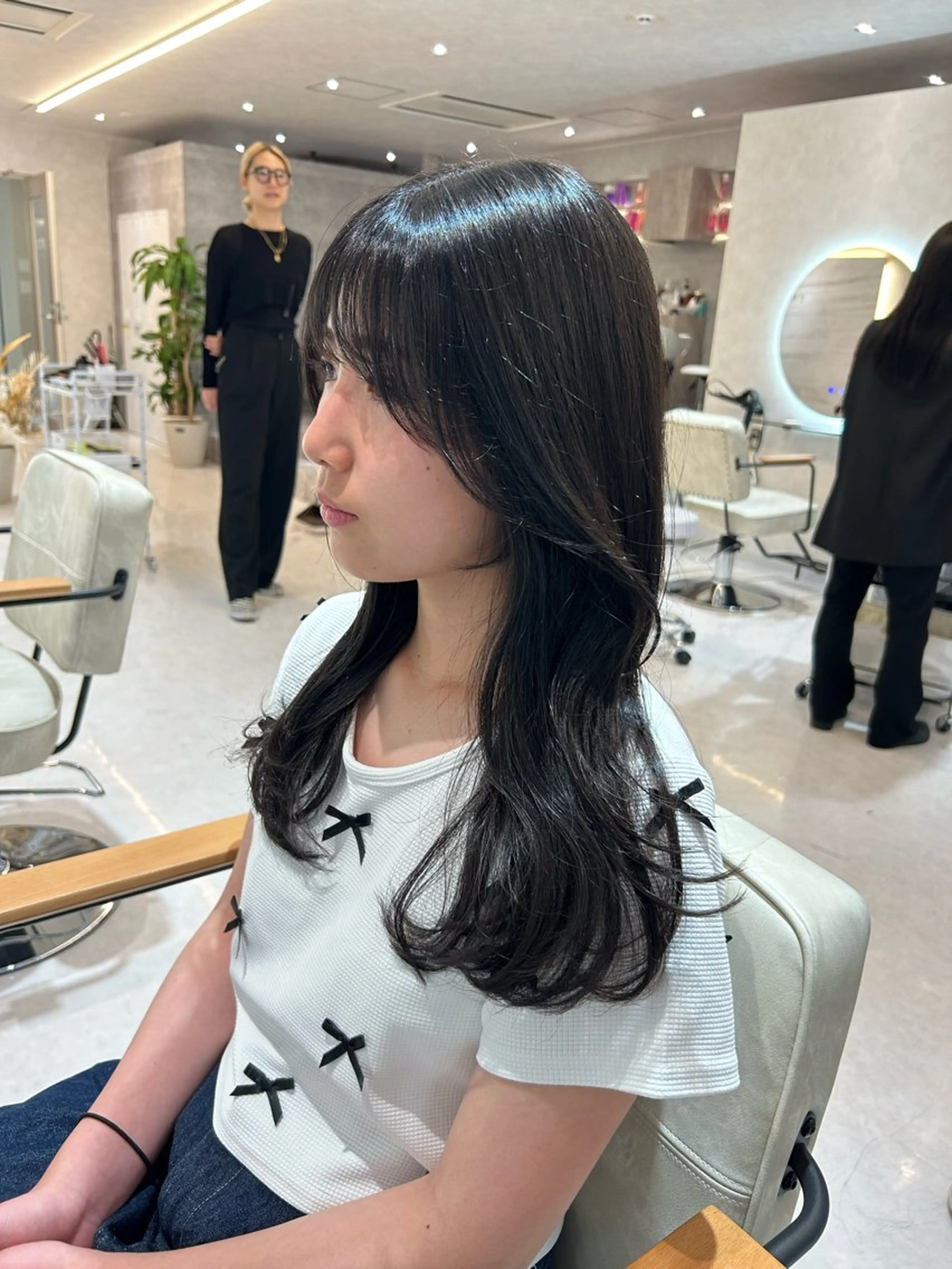 セミロング カット ヘアカラー トリートメント 髪質改善支持率 NO.1/韓国風💎のヘアスタイル