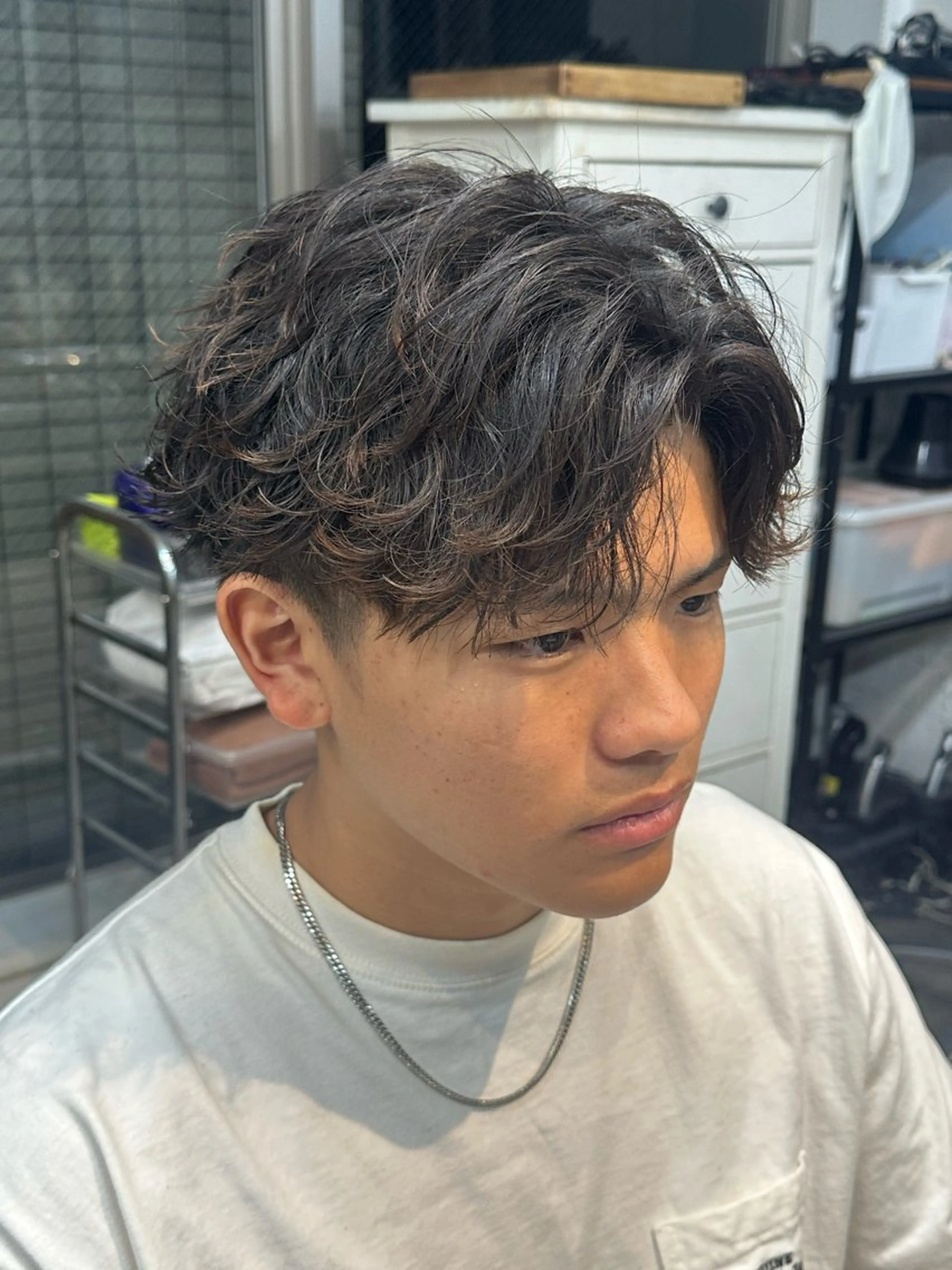 パーマ メンズ フェザーパーマ マッシュ メンズパーマ 学生（メンズ向け） メンズツイストパーマ パーマ fifth men's原宿所属・fifth/原宿/ シャドウパーマ/カズのヘアスタイル