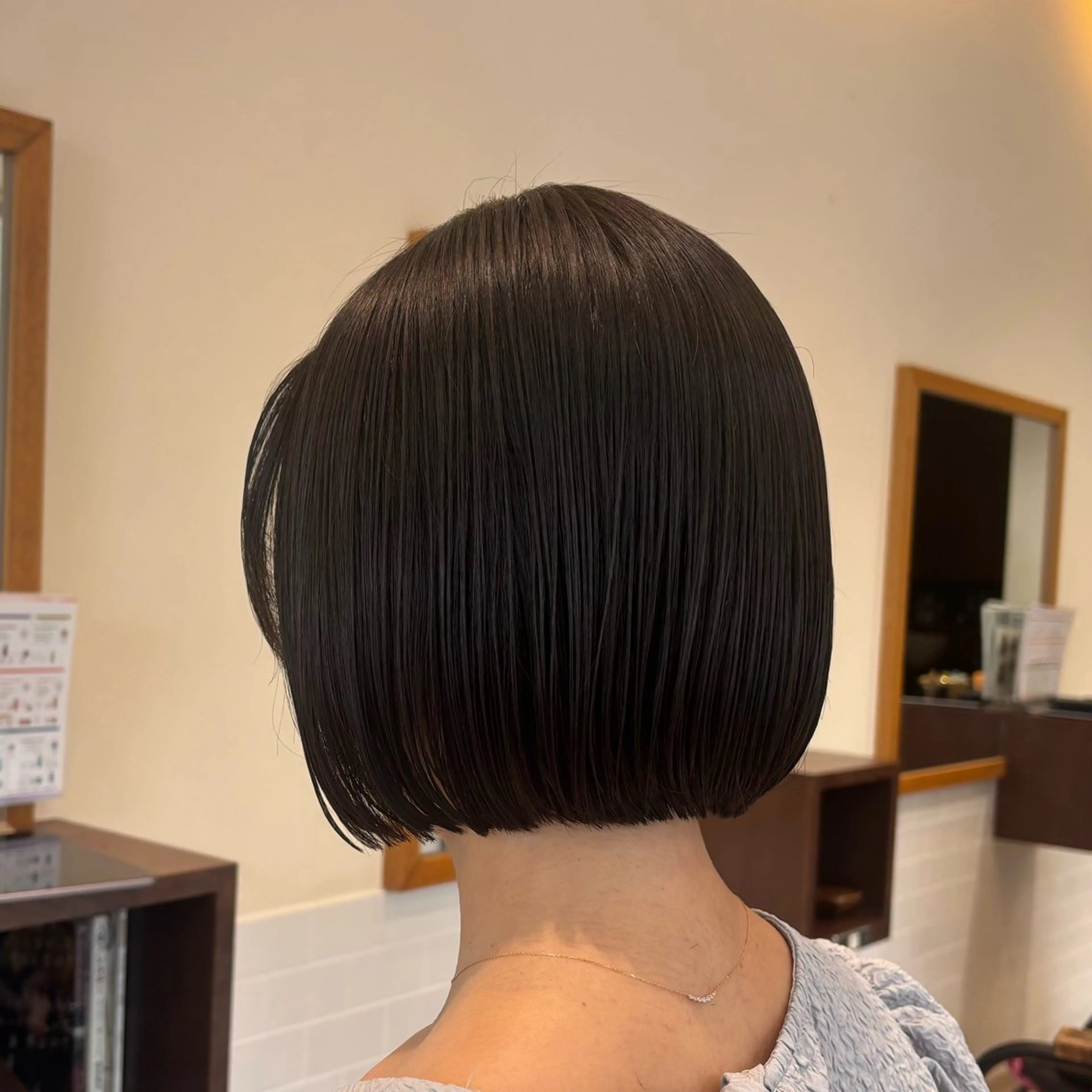 ショート ボブ カット RISAKO🏁 ボブ/レイヤーのヘアスタイル