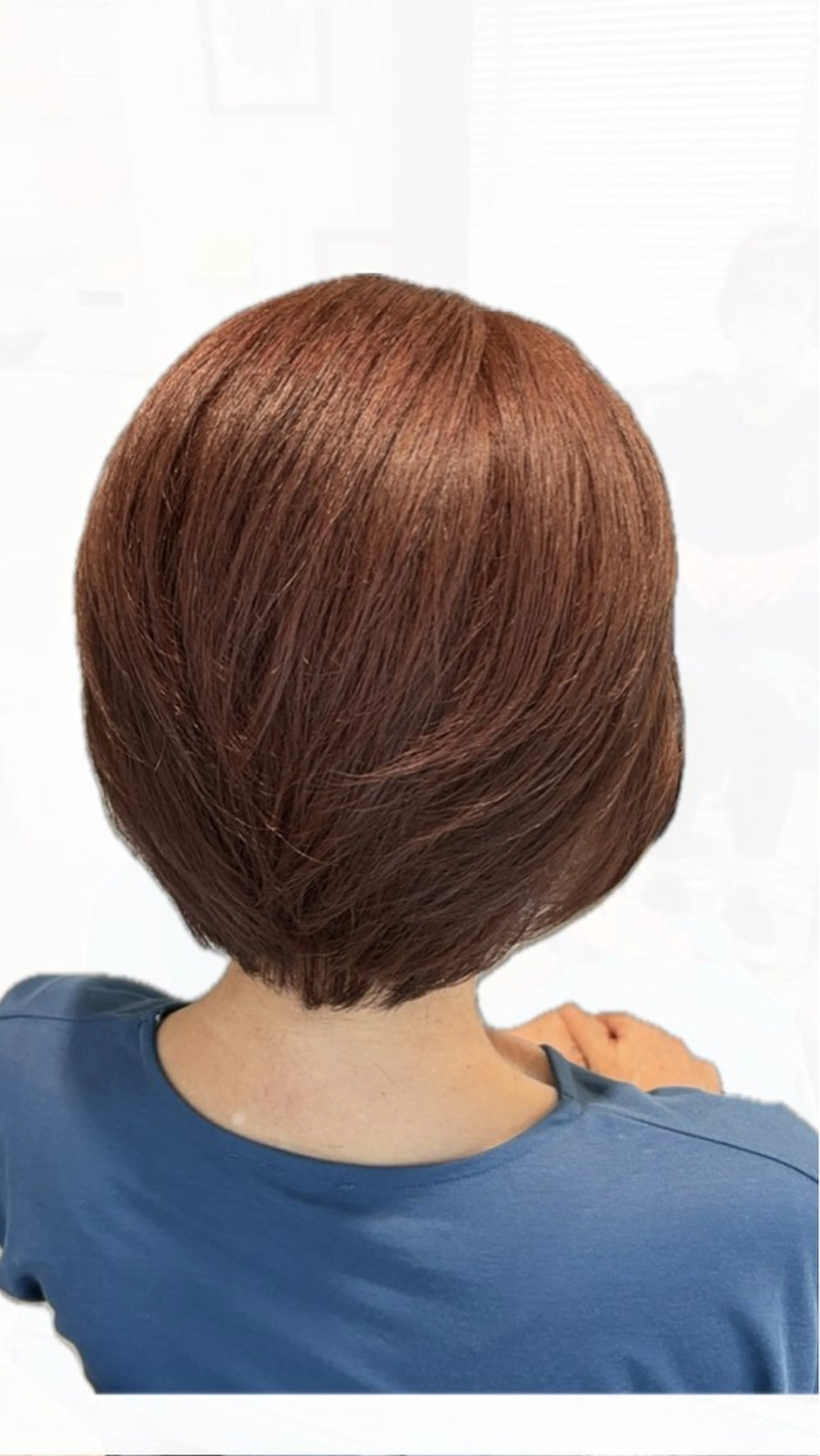 ショート カラー 残間 尚美のヘアスタイル