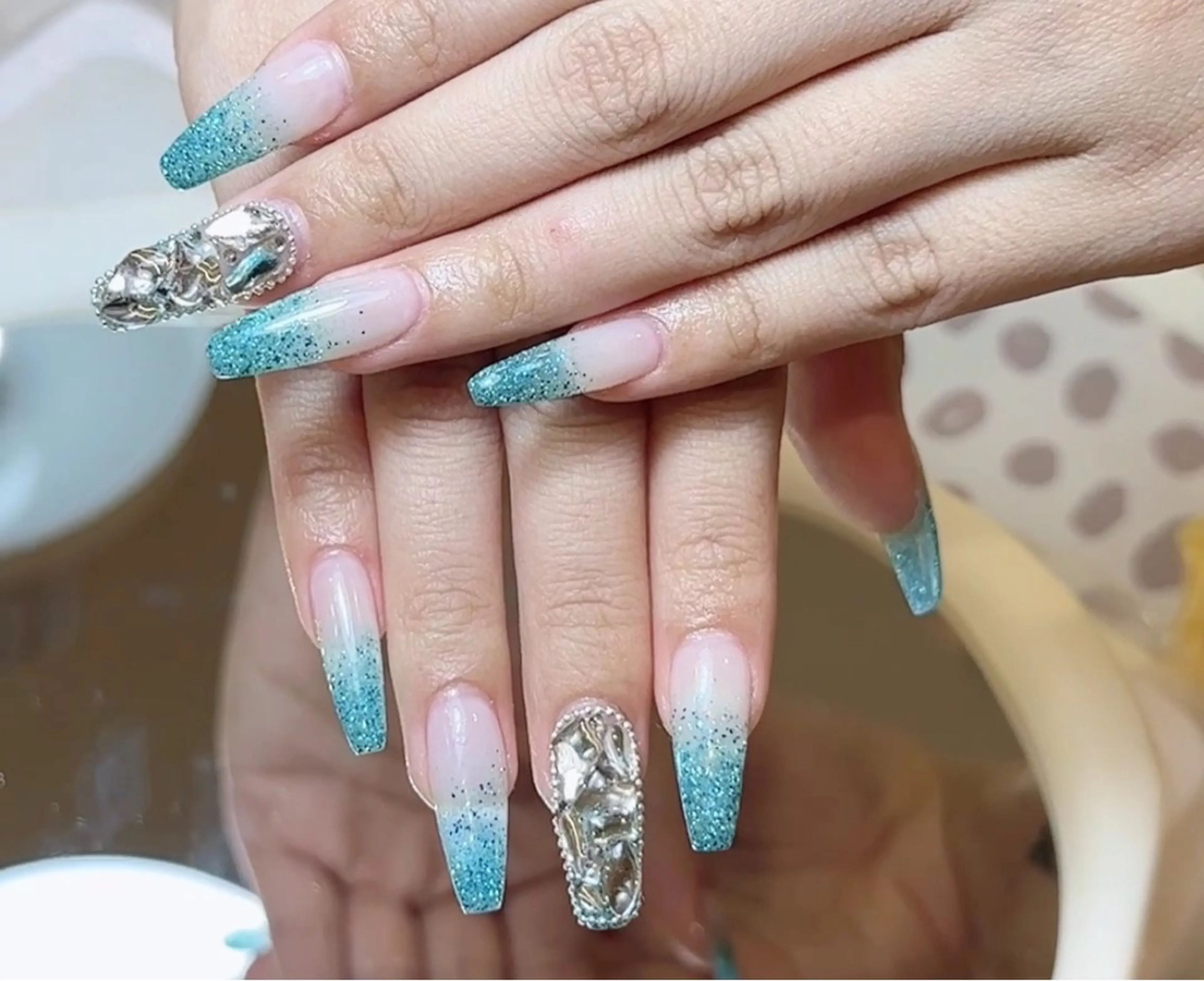 【オフ込み】『長さだし10本』グラデーション💅🏻の写真